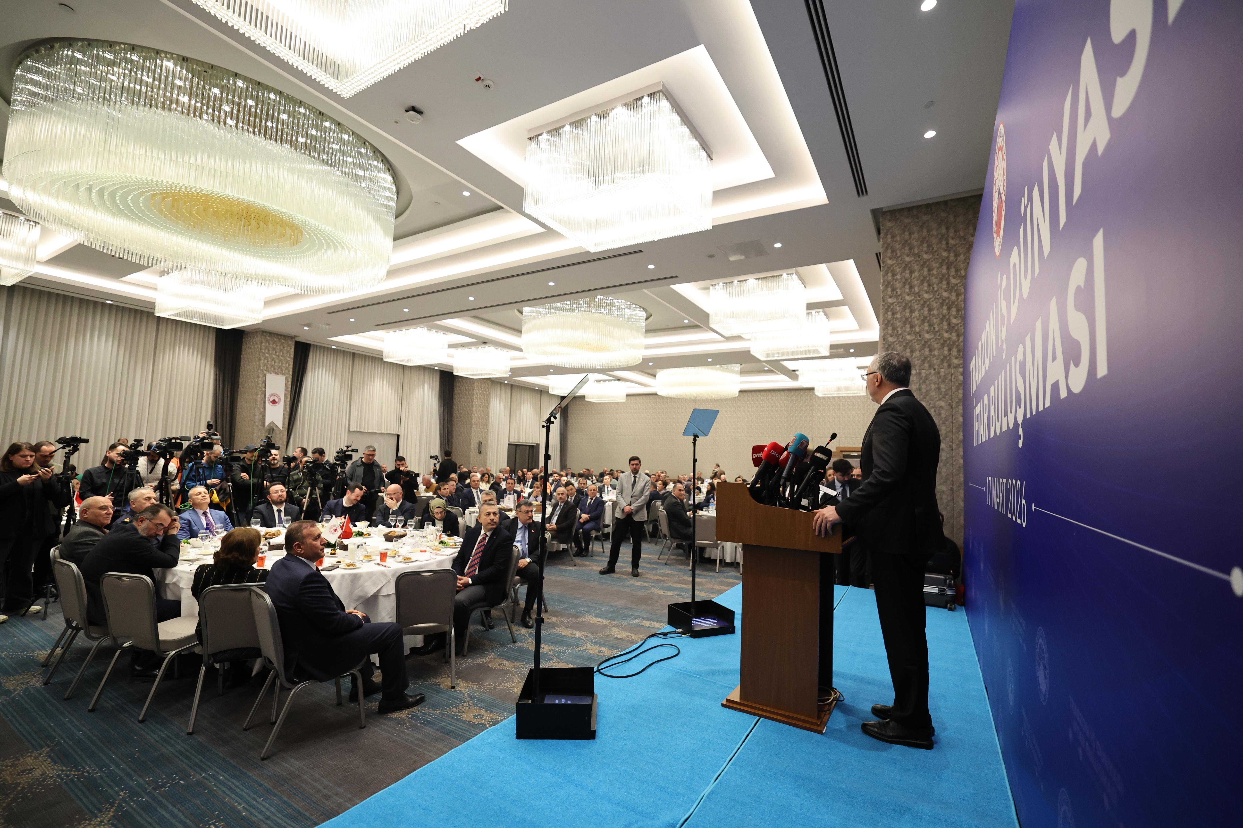 Bakan Işıkhan, Trabzon’da Ziyaretlerde Bulundu