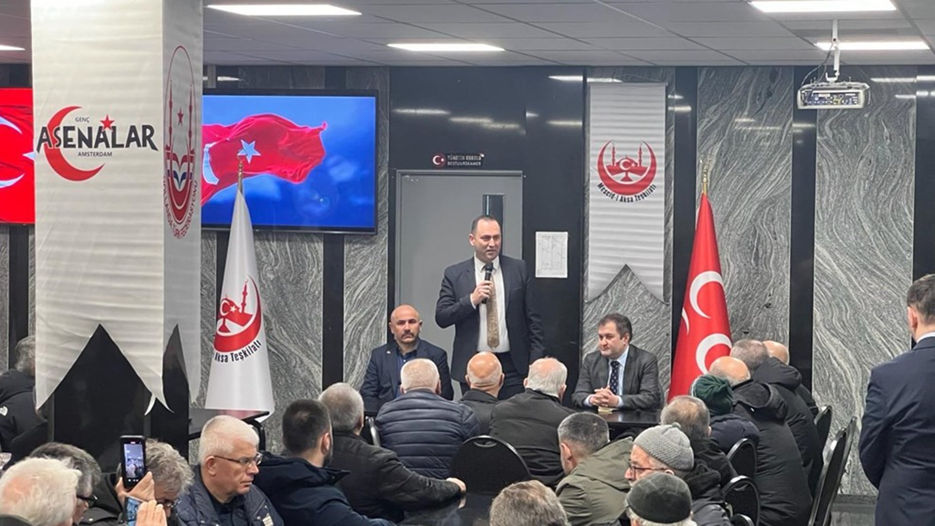 Citizen Information Meetings in Amsterdam and Utrecht