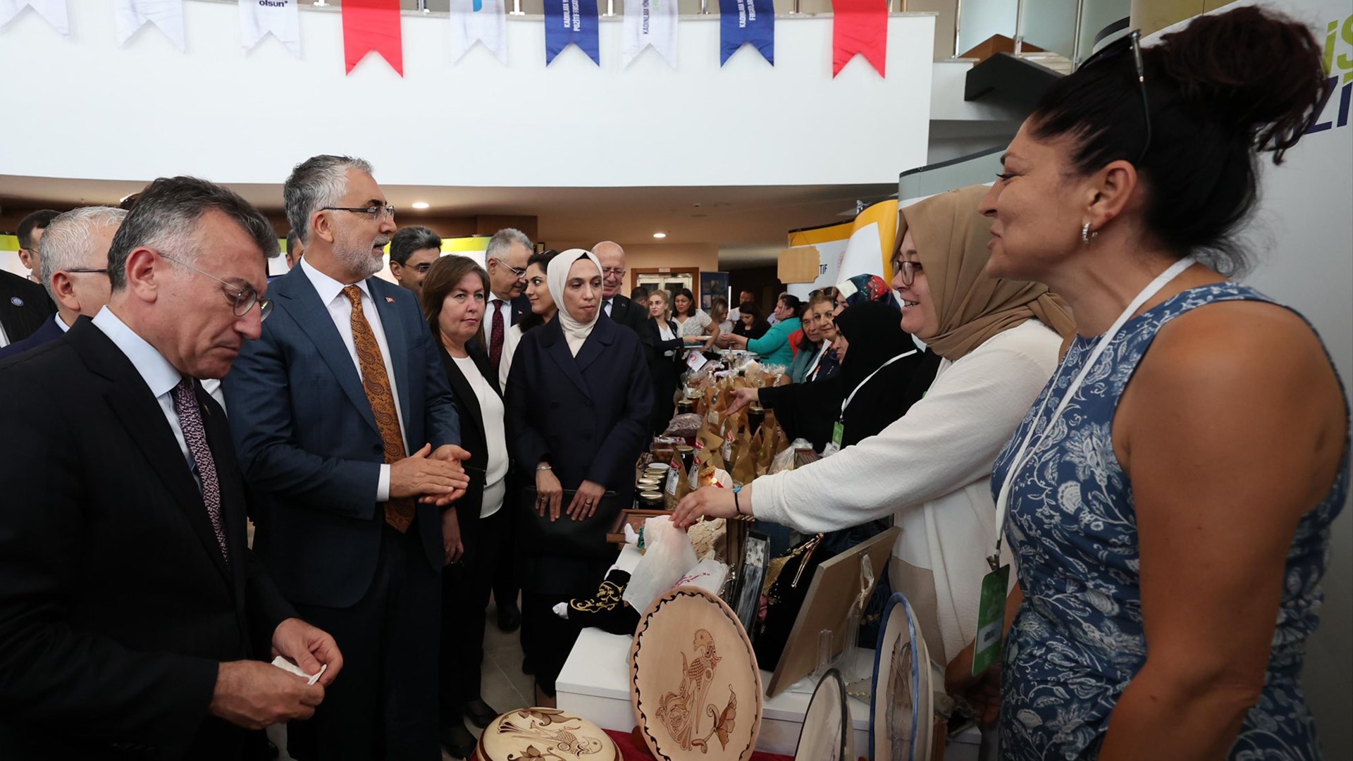 Bakan Işıkhan, Sivas’ta Ziyaretlerde Bulundu