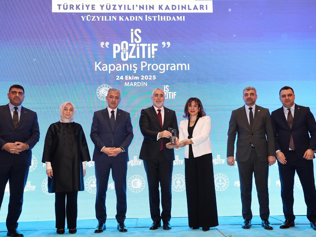 Bakan Işıkhan, Mardin’de Yüzyılın Kadın İstihdamı İş Pozitif Kapanış Programı’na Katıldı