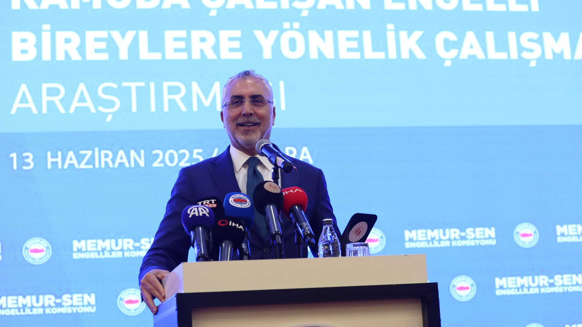 Bakan Işıkhan, "Memur-Sen Engelliler Komisyonu Türkiye Buluşması" Programına Katıldı