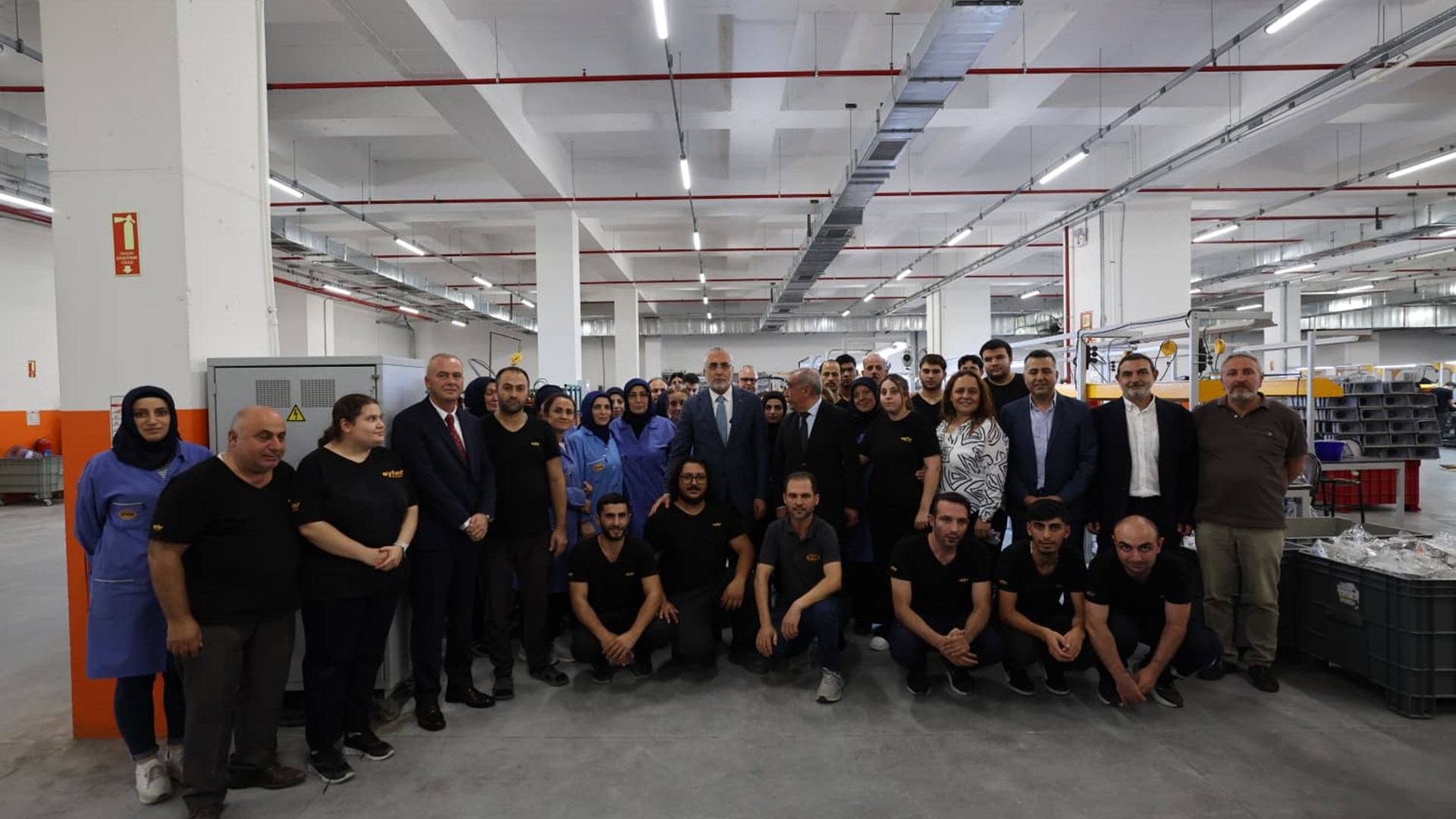 Bakan Işıkhan, İstanbul Silivri’de Ziyaretlerde Bulundu