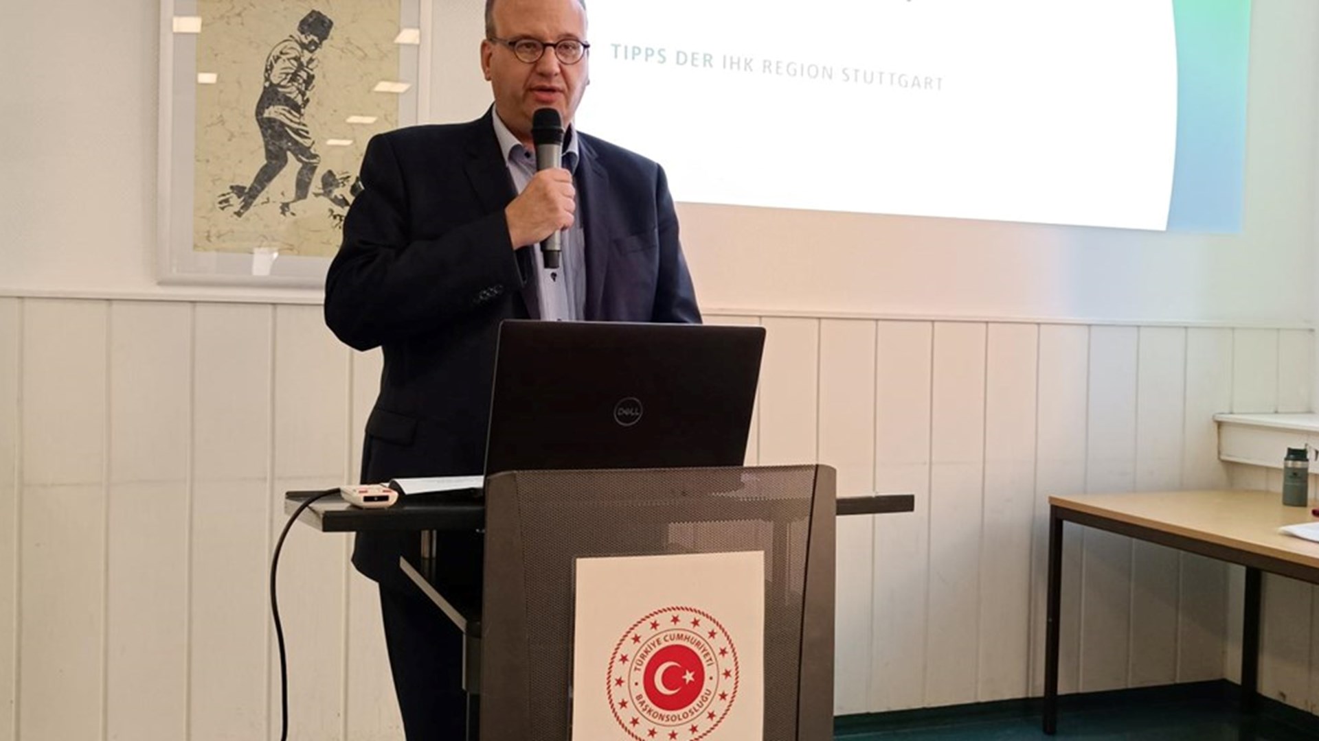 With the contributions of our Stuttgart Labour and Social Security Attaché’s Office, a vocational training meeting was held on Wednesday, 11.10.2023 at our Consulate General building within the scope of the cooperation between our Consulate General and the Stuttgart Chamber of Industry and Commerce (IHK).