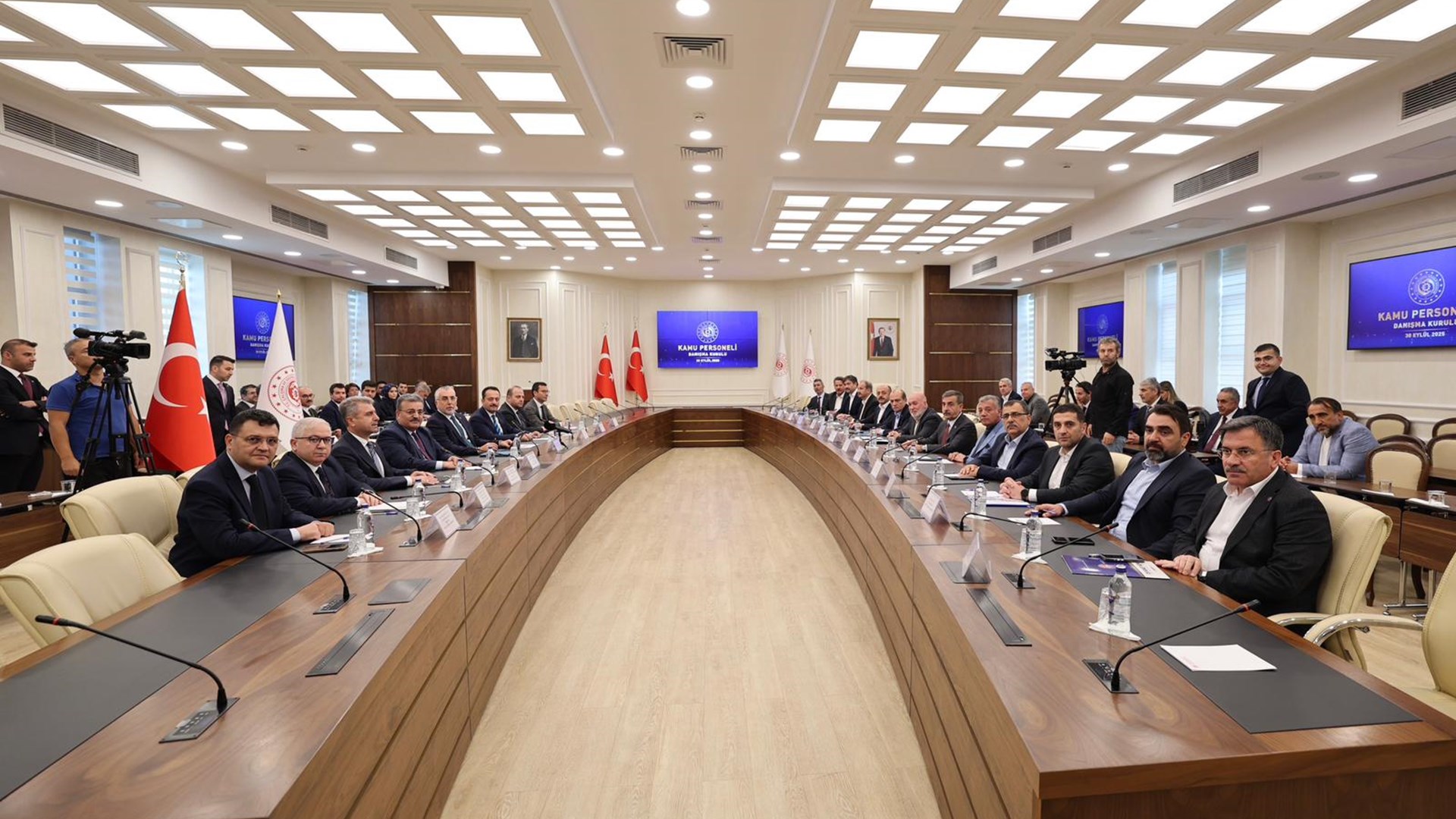 Kamu Personeli Danışma Kurulu, Bakan Işıkhan’ın Başkanlığında Toplandı