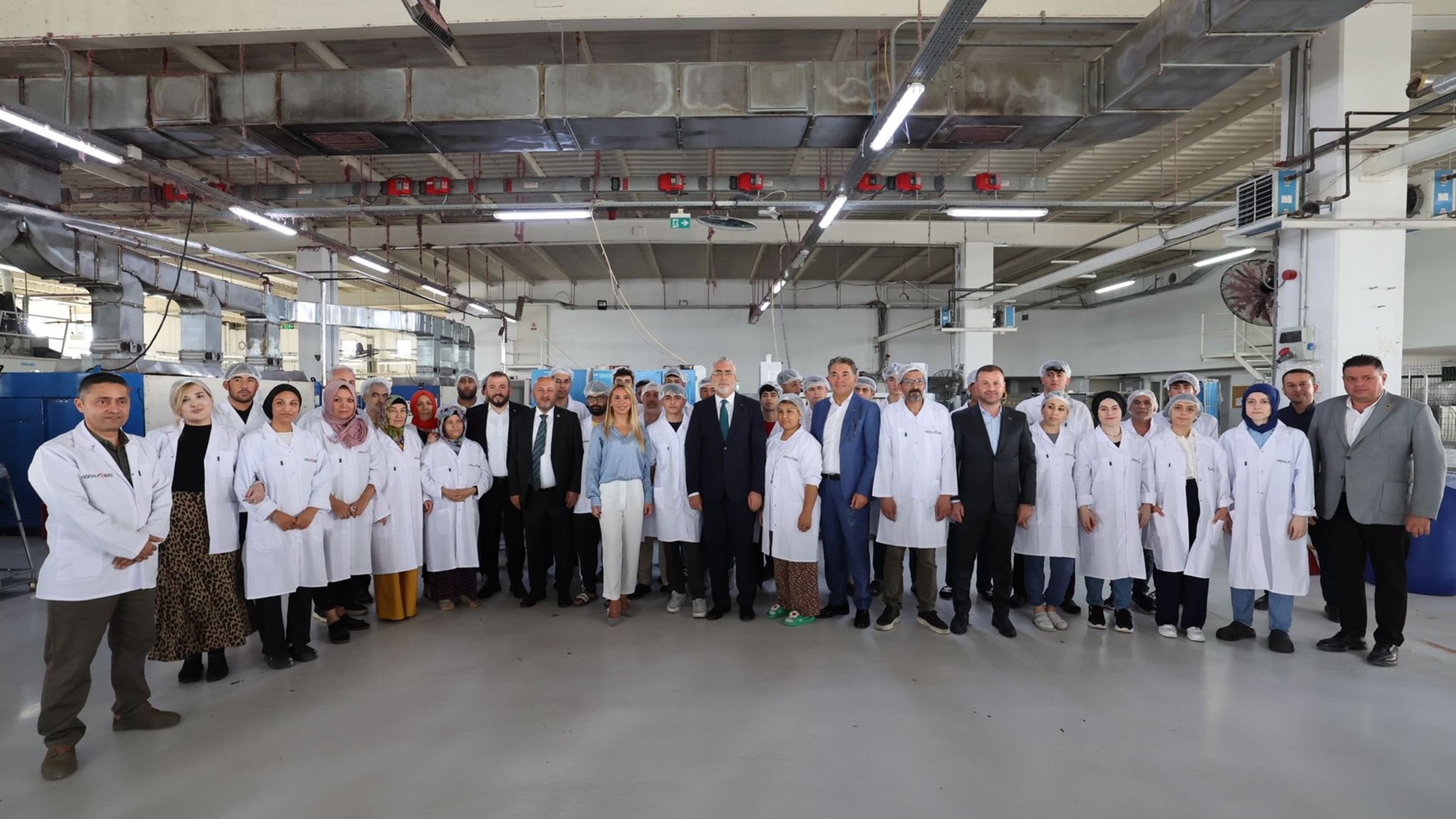 Bakan Işıkhan, İstanbul’da Ziyaretlerde Bulundu