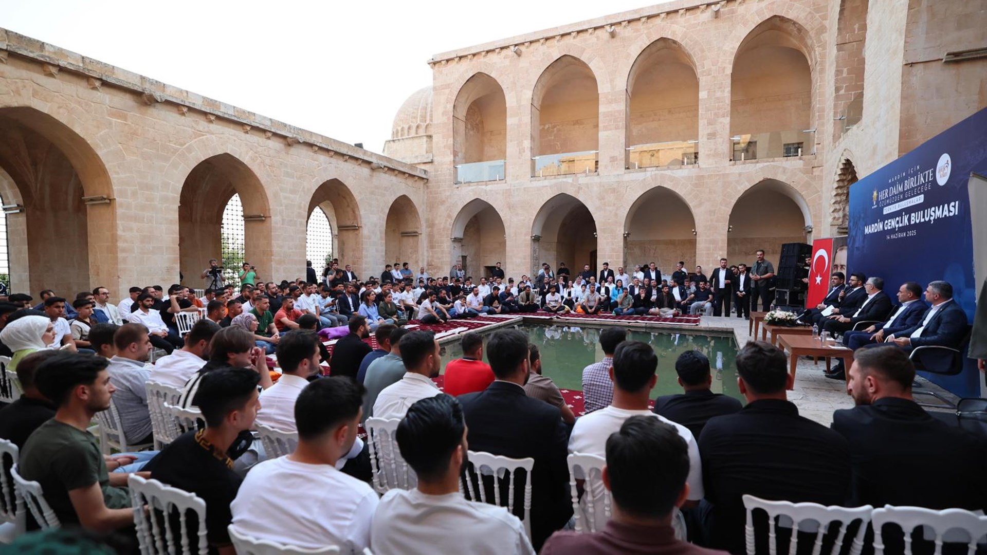 Bakan Işıkhan, Mardin’de Temaslarda Bulundu