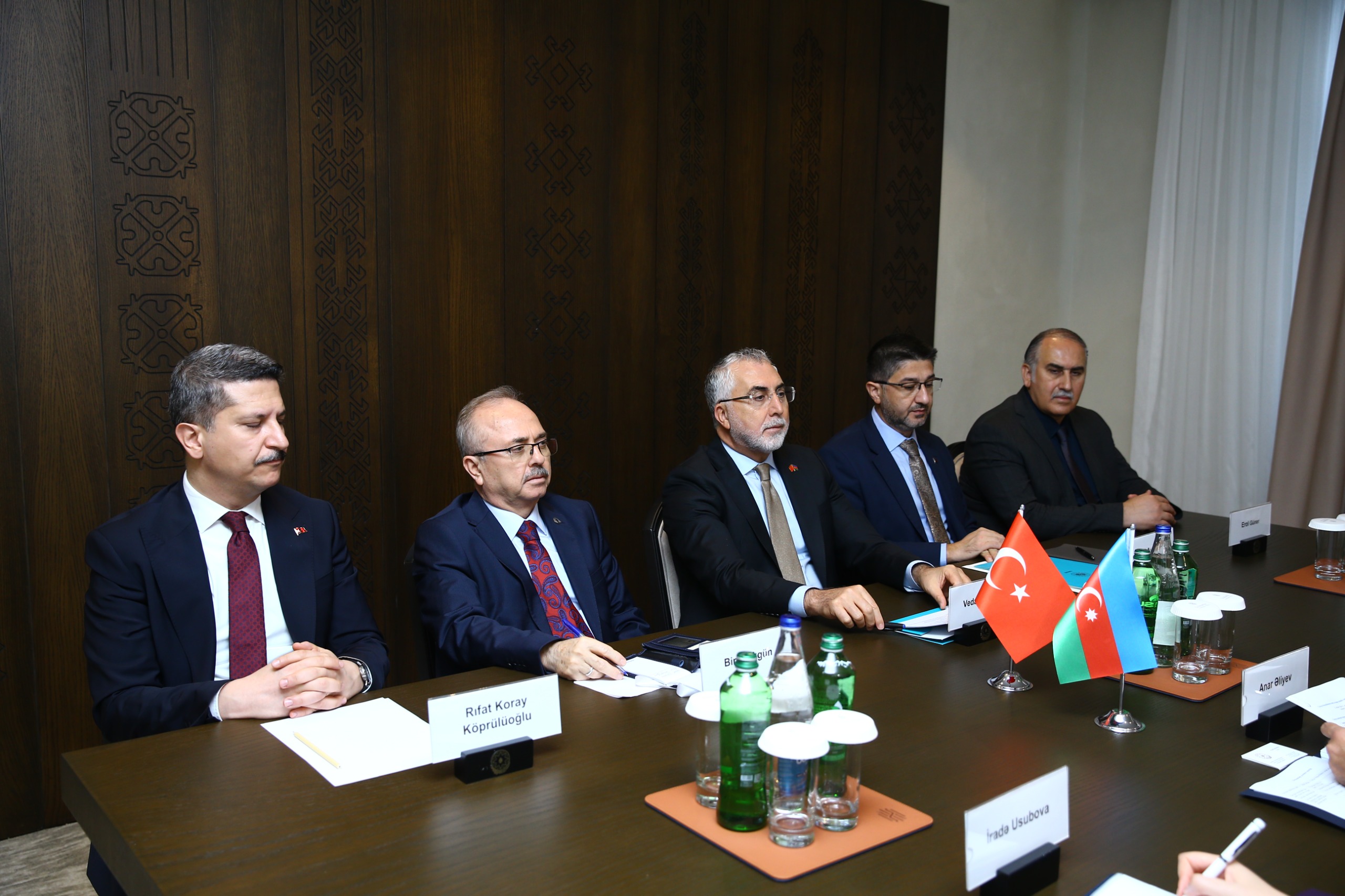 Çalışma ve Sosyal Güvenlik Bakanı Prof. Dr. Vedat Işıkhan, Azerbaycan-Hankendi’de düzenlenen SocGov 2026: Dijital Analitik ve Akıllı Yönetişim Uluslararası Forumu ve Sosyal Ödülleri Programı’na katıldı.