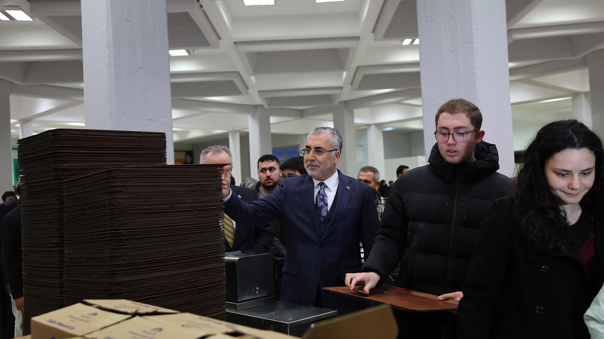 Bakan Işıkhan, Hacettepe Üniversitesi İftar Programında Öğrencilerle Bir Araya Geldi