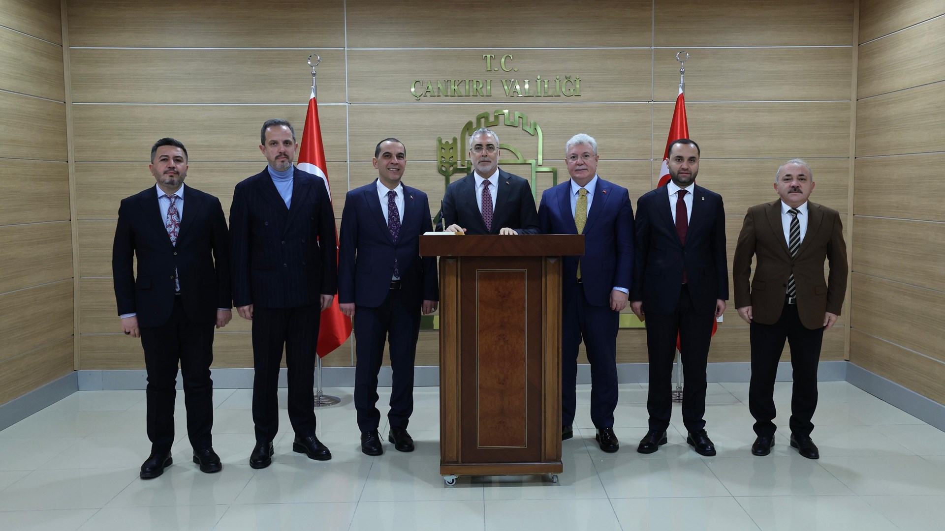 Bakan Işıkhan, Çankırı’da Ziyaretlerde Bulundu