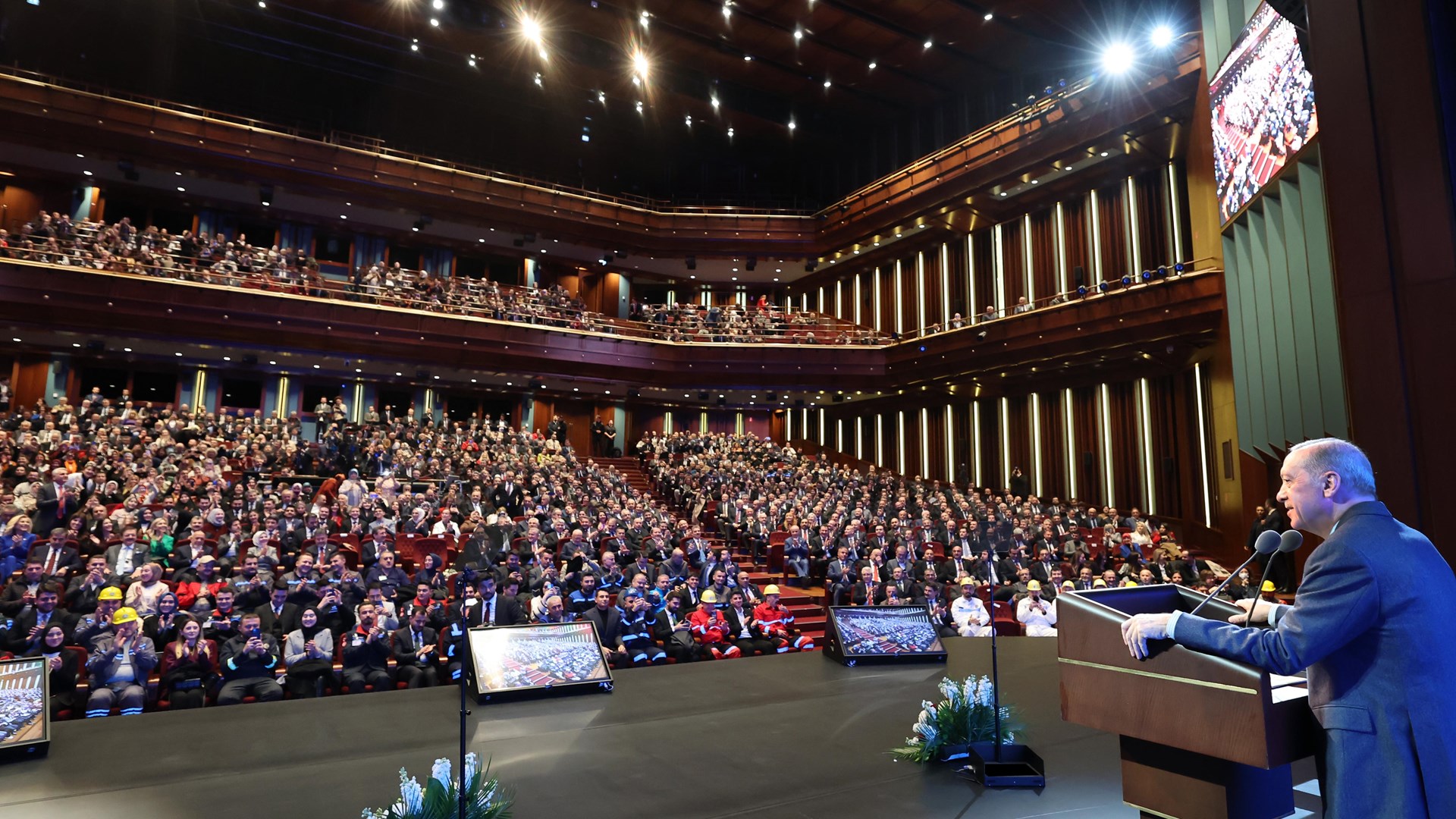 “Ulusal İstihdam Stratejisi Tanıtım Toplantısı” Cumhurbaşkanı Erdoğan’ın Katılımıyla Gerçekleştirildi
