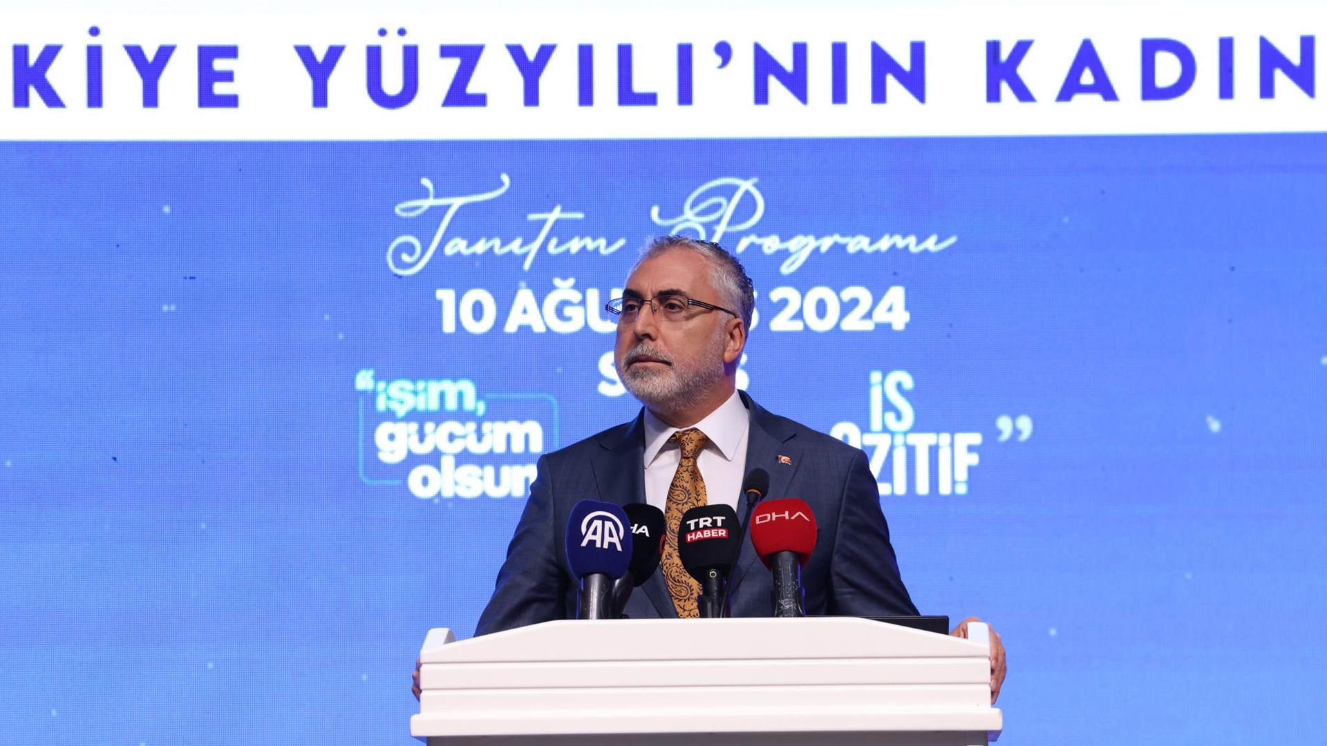 Bakan Işıkhan, Sivas’ta Ziyaretlerde Bulundu