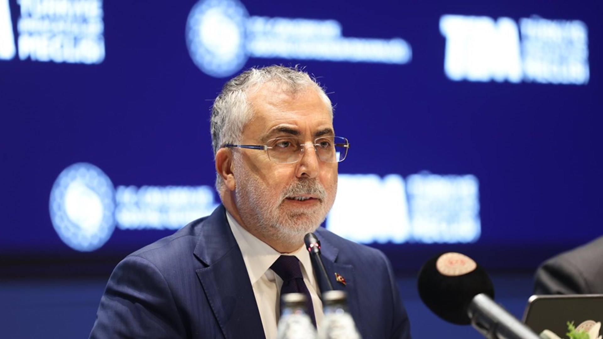 Bakan Işıkhan, Türkiye İhracatçılar Meclisi Başkanlar Kurulu Toplantısı’na Katıldı