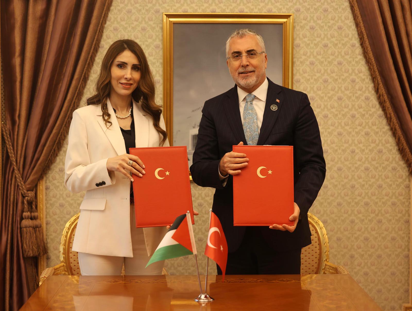 Bakan Işıkhan, III. Küresel İşgücü Piyasası Konferansı Kapsamında Riyad’da Temaslarda Bulundu