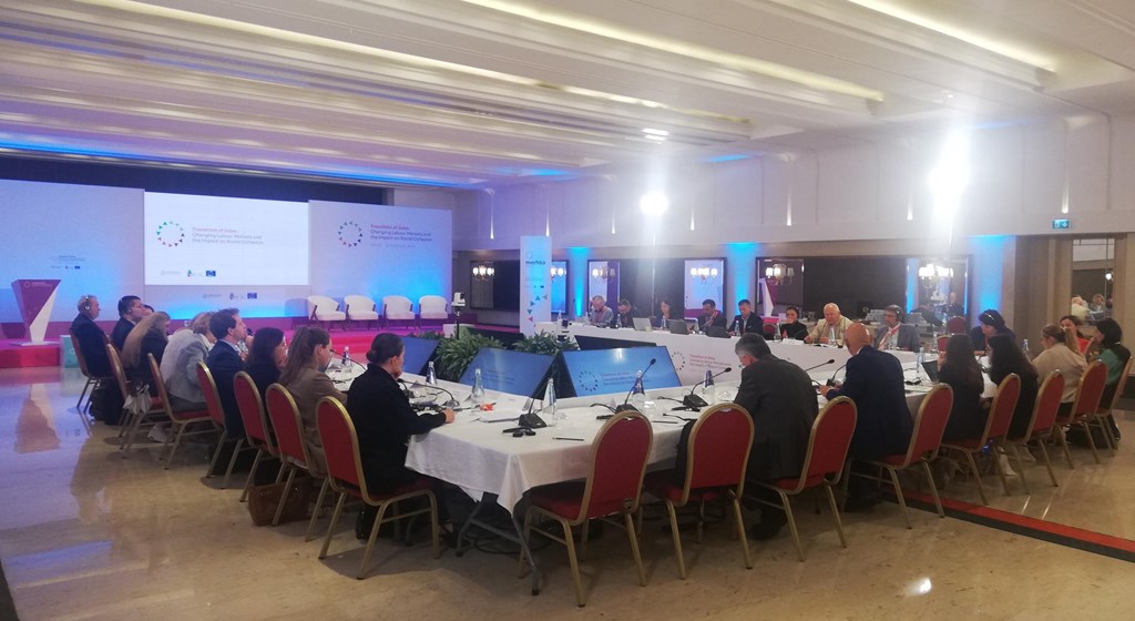 Malta Hükümeti ile Avrupa Konseyi tarafından düzenlenen “İşlerin Dönüşümü: Değişen İşgücü Piyasaları ve Sosyal Uyum Üzerindeki Etkisi” konulu Konferans ile Avrupa Sosyal Uyum Komitesi'nin (CCS) üçüncü toplantısı, 14-15 Haziran 2023 tarihlerinde Malta’da gerçekleştirildi.