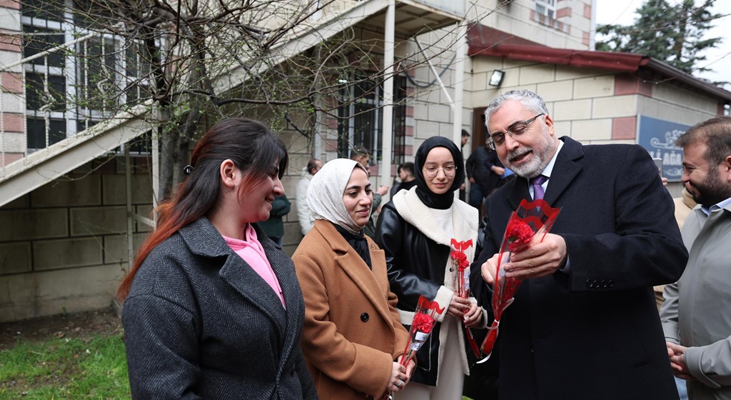 Bakan Işıkhan, İstanbul’da Ziyaretlerde Bulundu