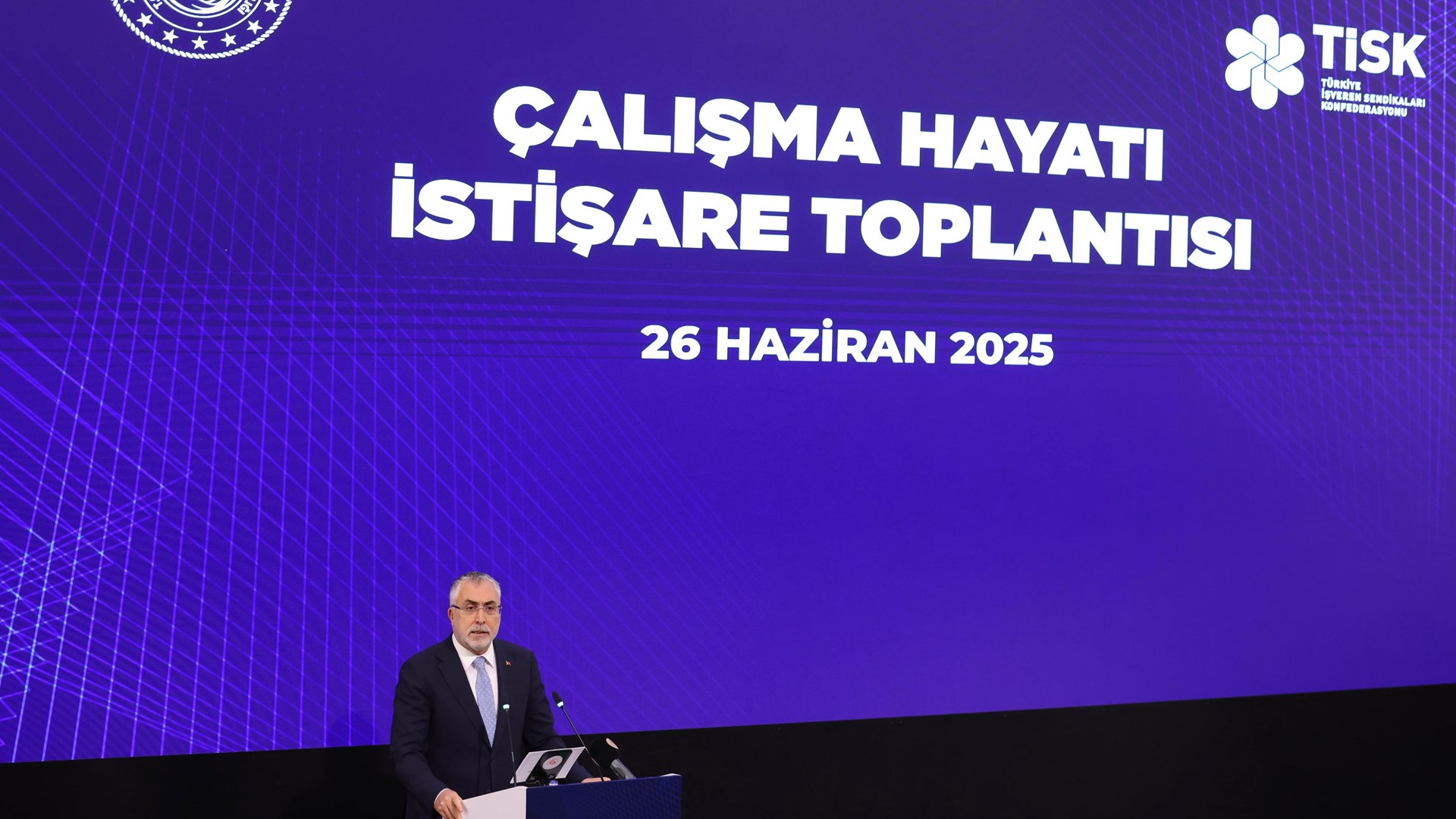 Bakan Işıkhan, “Çalışma Hayatı İstişare Toplantısı” na Katıldı