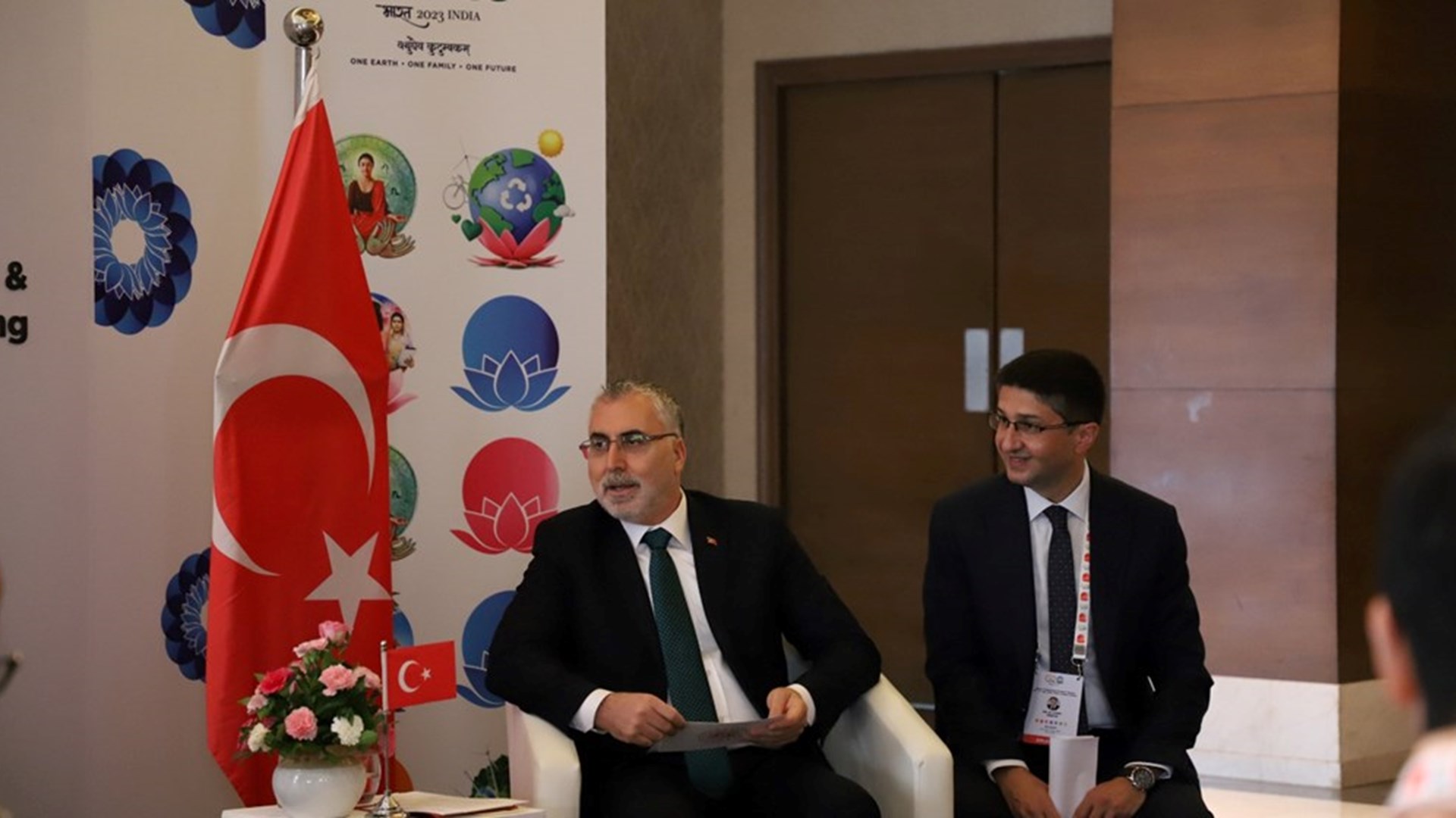 Minister of Labour and Social Security Vedat Işıkhan met with his counterparts from Indonesia, India, Brazil and the Netherlands in India, where G20 Labour and Employment Ministers’ Meeting was held.
