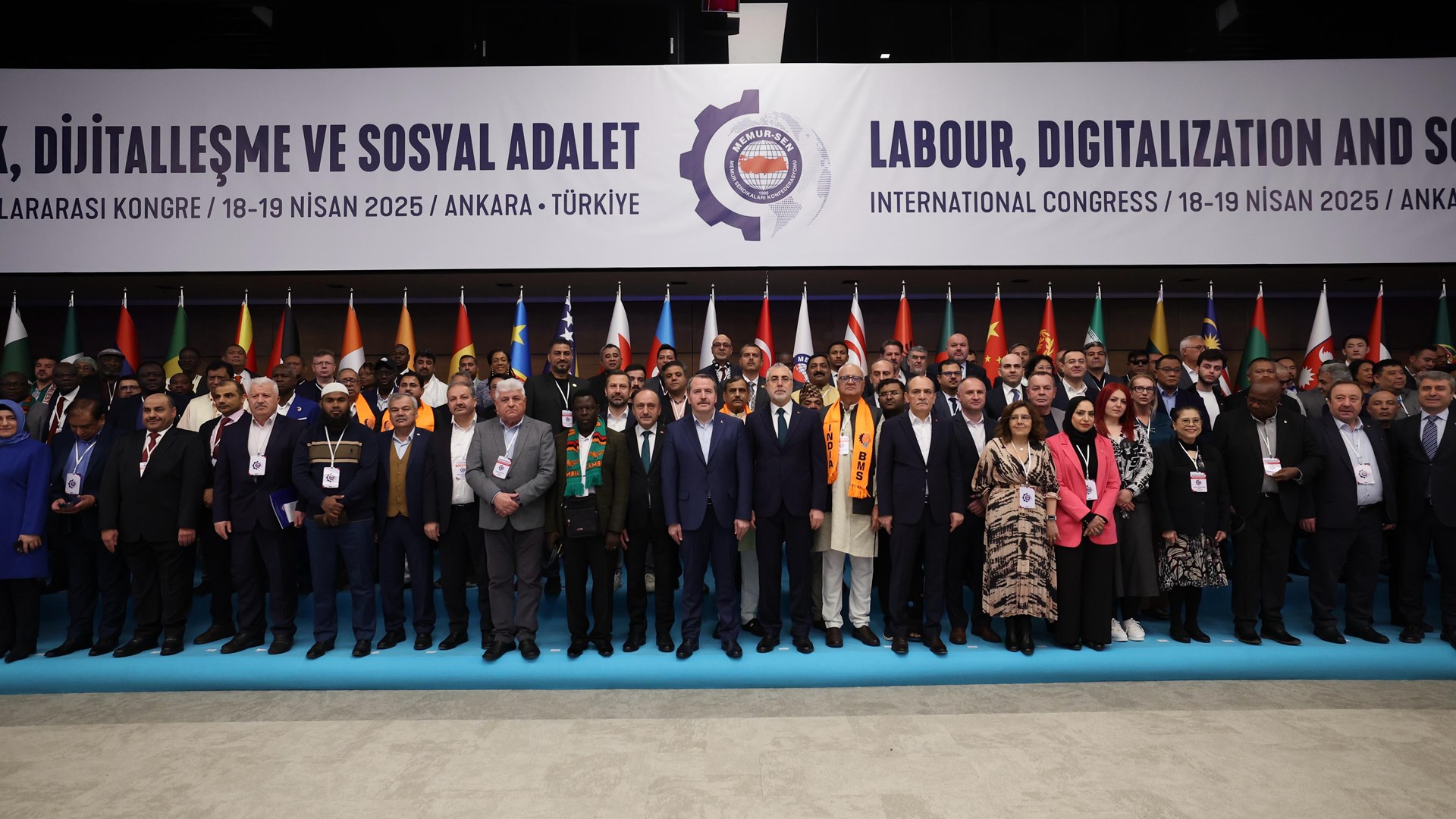 Bakan Işıkhan, Memur-Sen’in “Uluslararası Emek, Dijitalleşme ve Sosyal Adalet Kongresi” ne Katıldı