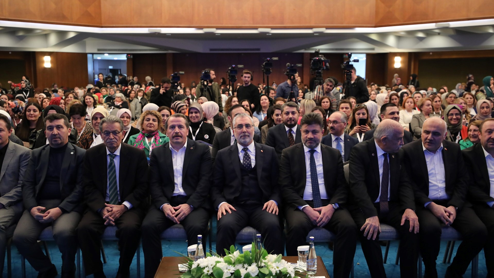 Bakan Işıkhan, “Mehmet Akif İnan Ödülleri” Programı’na Katıldı