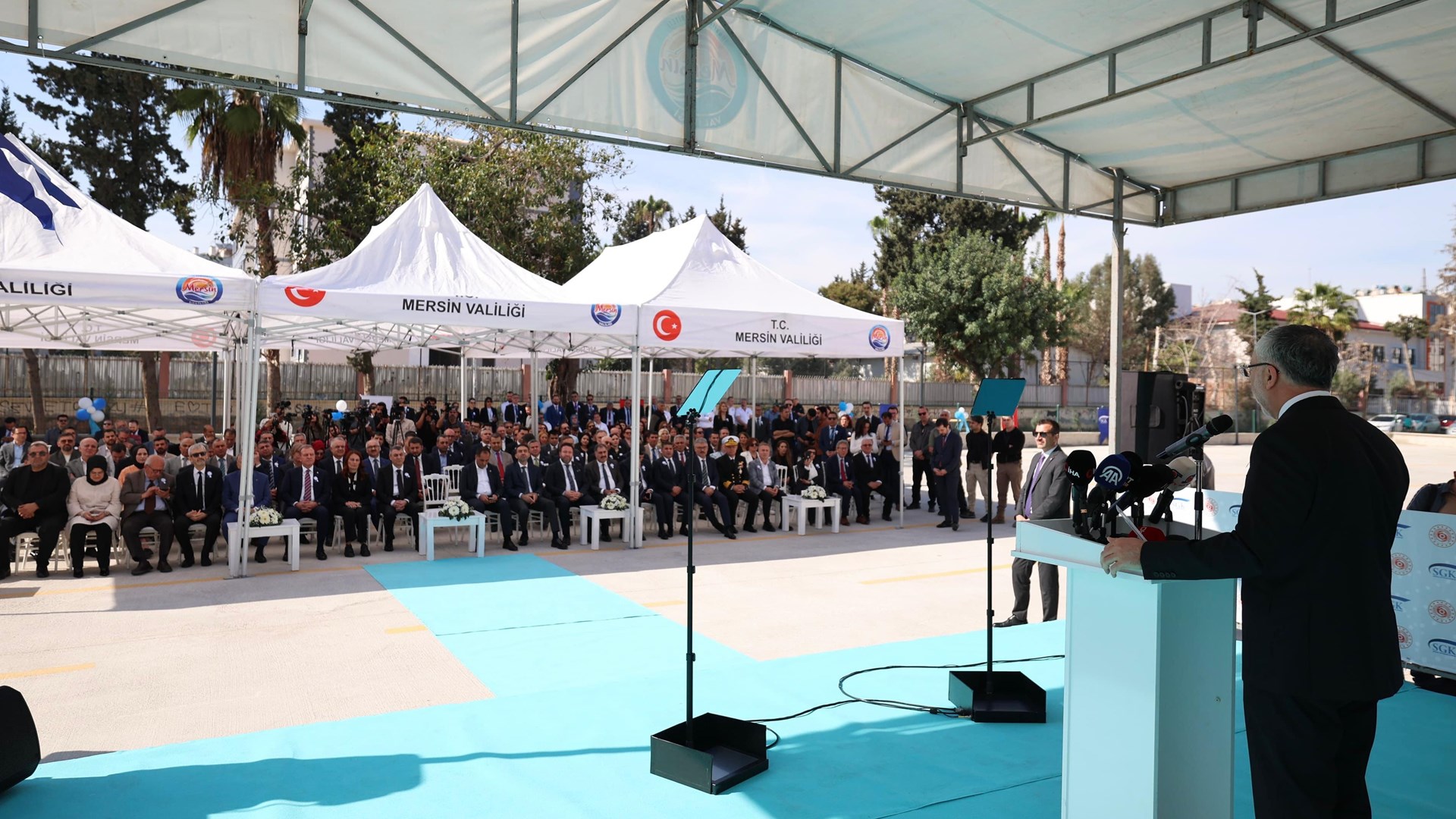 Bakan Işıkhan, Mersin’de Temaslarda Bulundu