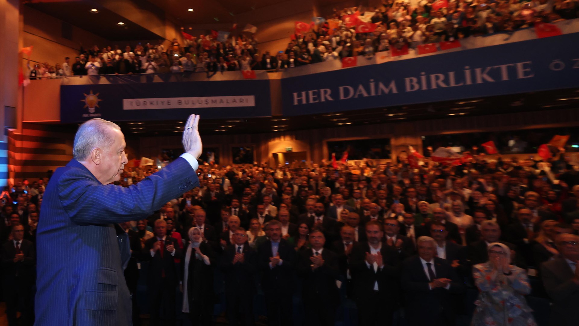 Bakan Işıkhan, İstanbul’da Ziyaretlerde Bulundu