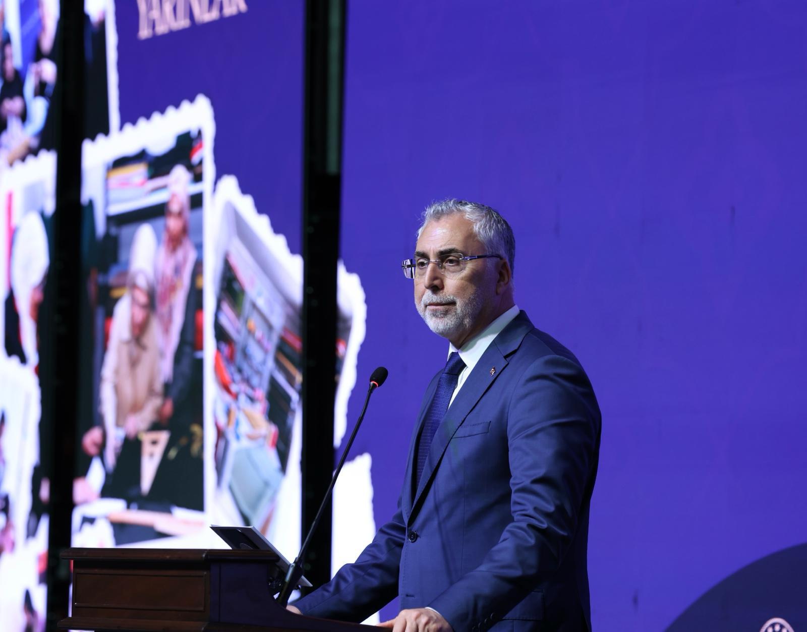 Bakan Işıkhan, Deprem Bölgesi Şule Yüksel Şenler Eğitim ve Meslek Atölyeleri Kursiyer ve Mezuniyet Buluşması Programı’na Katıldı