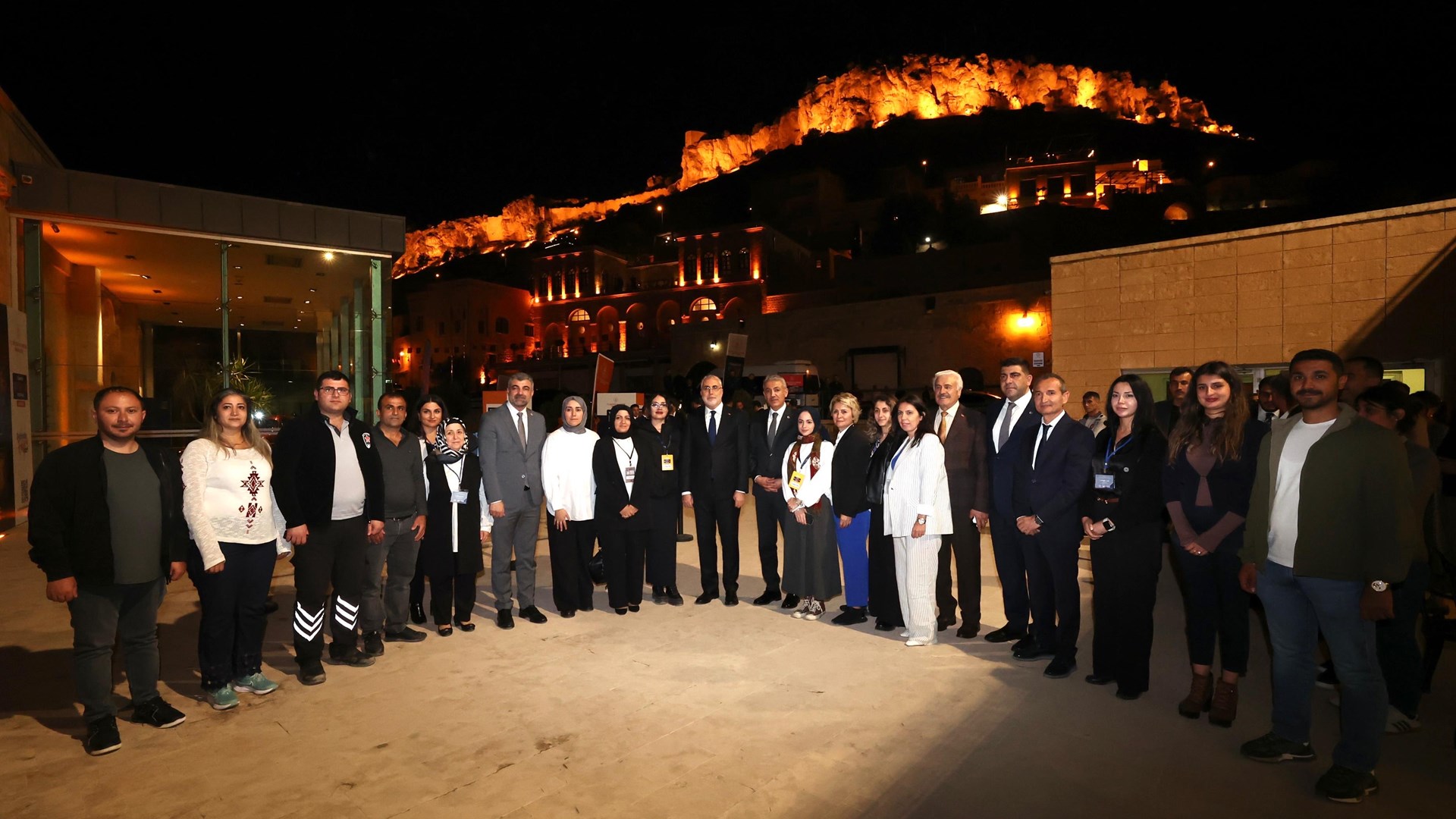 Bakan Işıkhan, Mardin Kültür Yolu Festivali’ne Katıldı