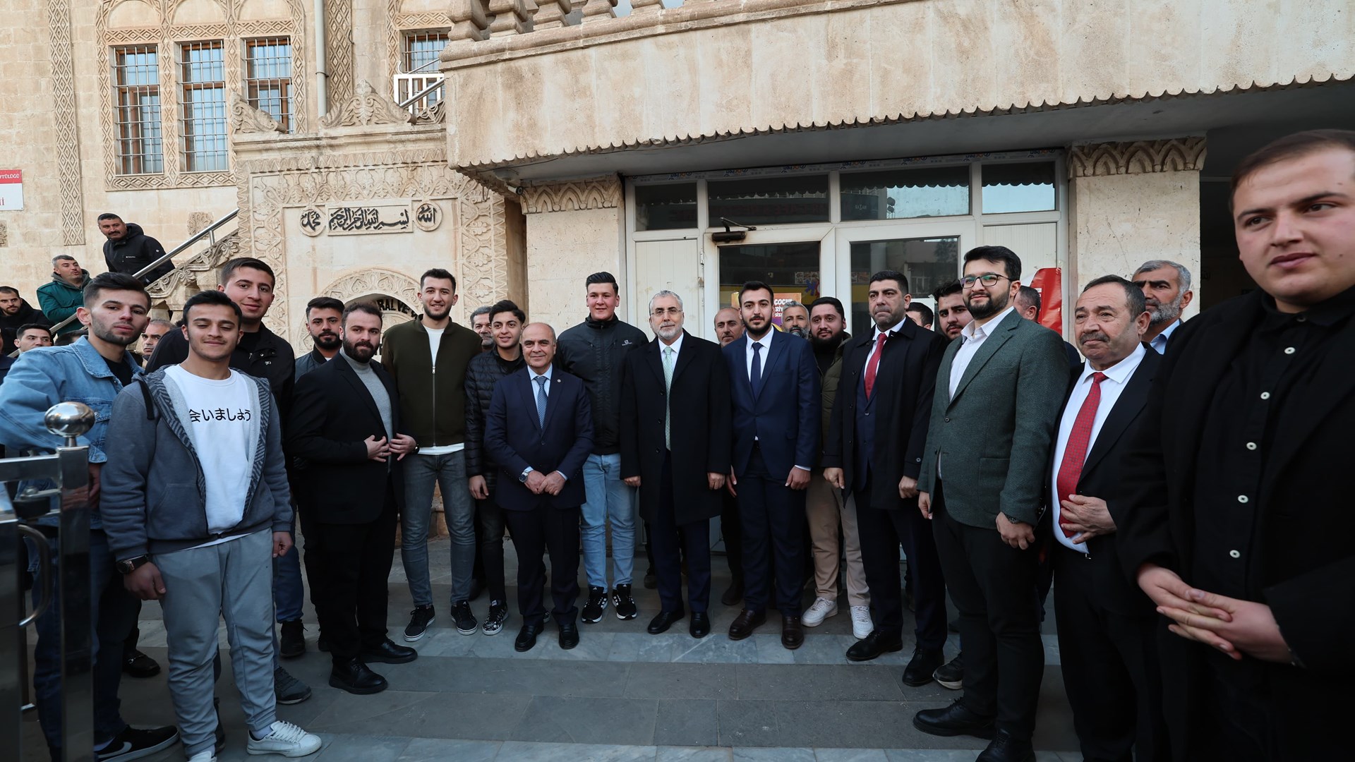 Bakan Işıkhan, Mardin’de Temaslarda Bulundu