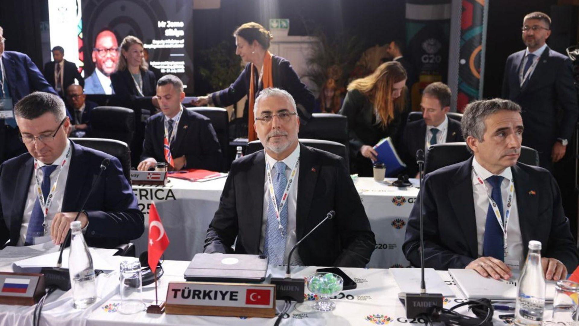 Minister of Labour and Social Security Prof. Dr. Vedat IŞIKHAN conveyed Türkiye's policies on youth, women and general employment to his global counterparts in two separate sessions at the G20 Labour and Employment Ministers' Meeting hosted by South Africa. In the sessions where the topics of youth employment, women's participation in the labour force and global inclusiveness prominently discussed, Minister IŞIKHAN shared Türkiye's experiences and future goals.