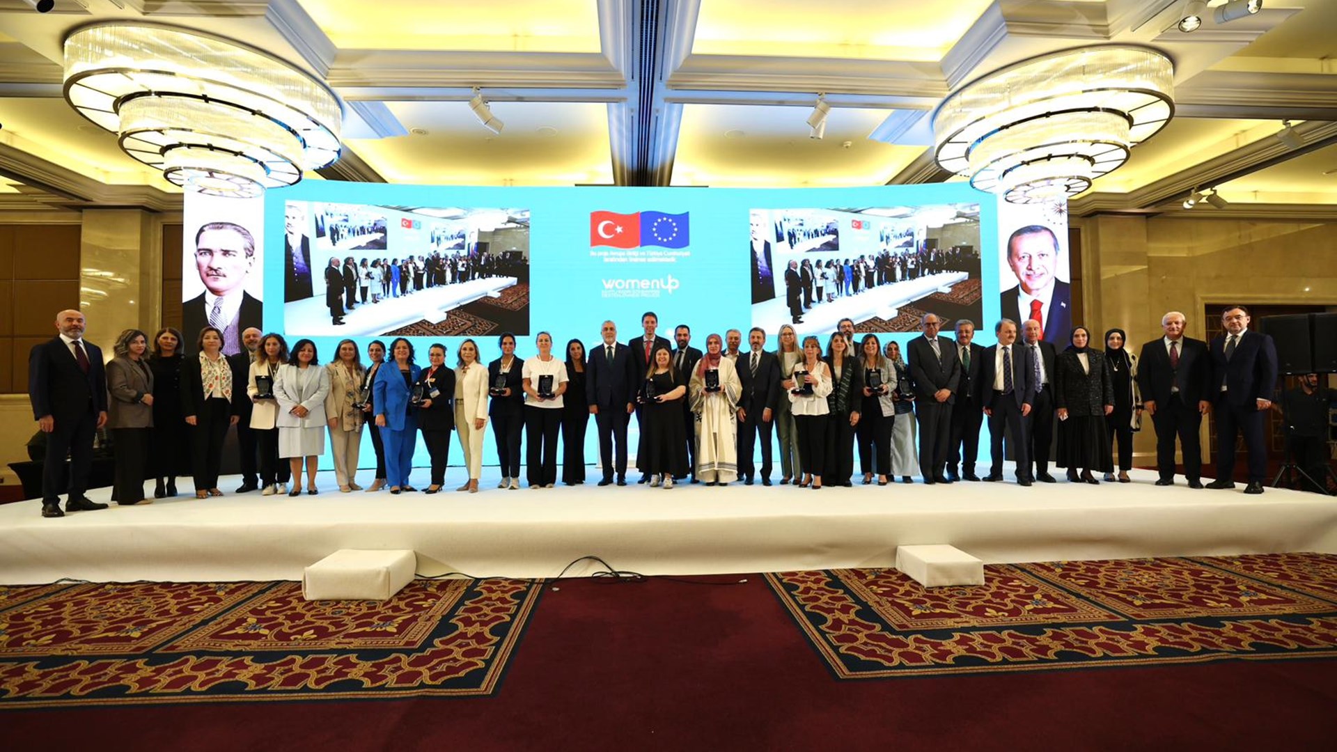 Bakan Işıkhan, Kayıtlı Kadın İstihdamının Desteklenmesi Projesi’nin Kapanış Konferansı’na Katıldı