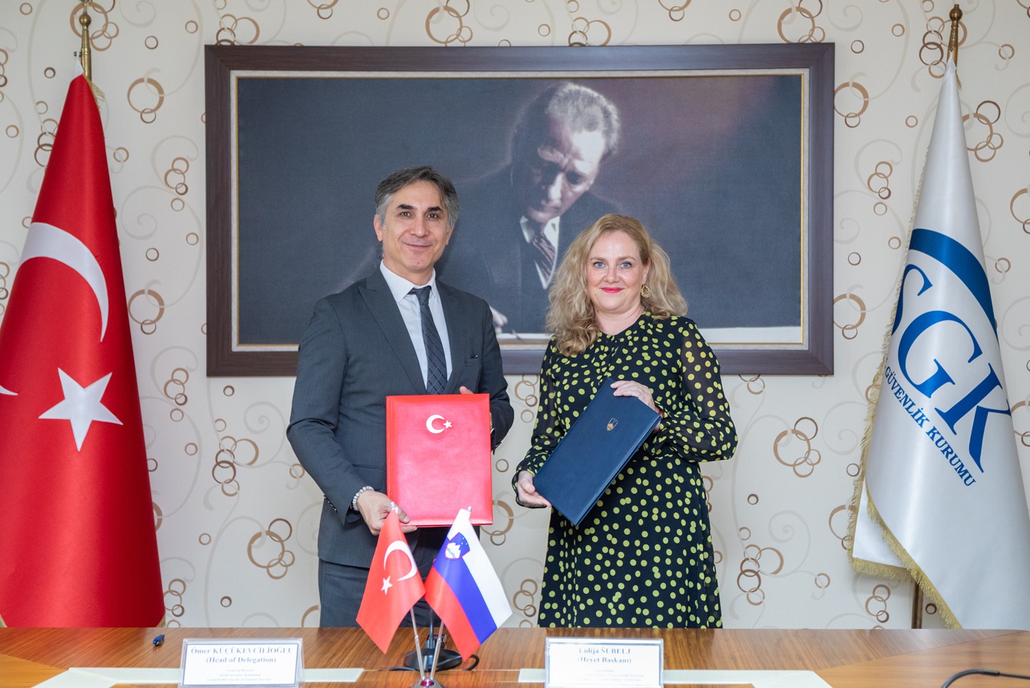 Our Ministry and representatives of the Slovenian Ministry of Labor and Social Security met in Ankara for the third round of negotiations regarding the conclusion of the social security agreement.