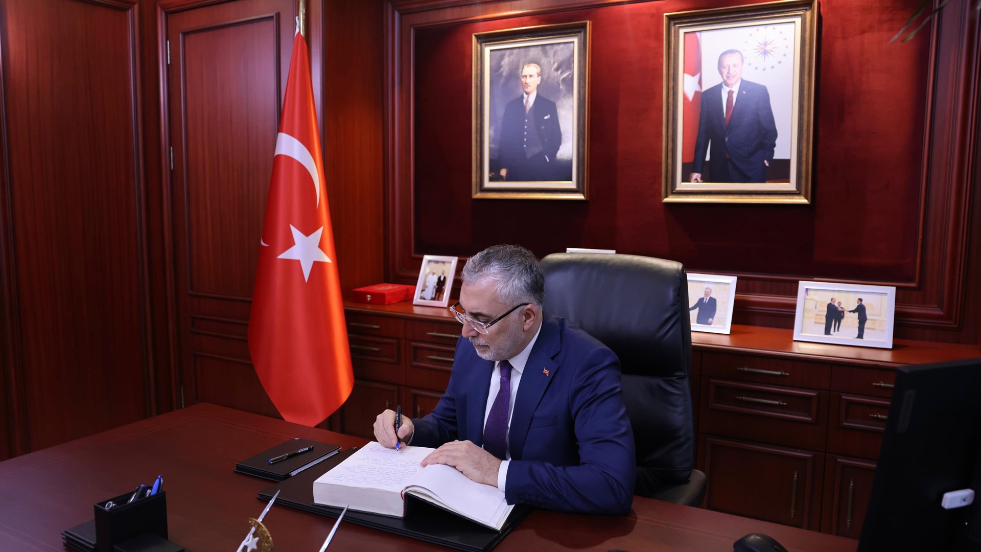 Bakan Işıkhan, Özbekistan’da Temaslarda Bulundu