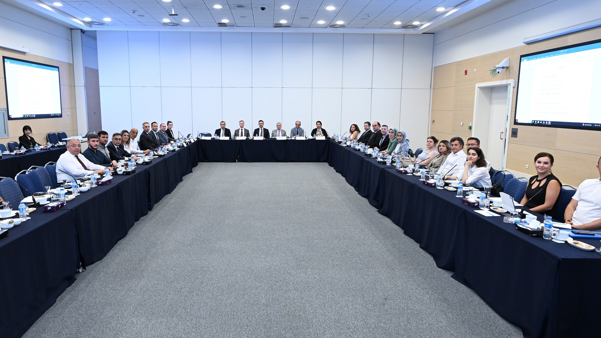 Türkiye Odalar ve Borsalar Birliği (TOBB) ev sahipliğinde, 11 Temmuz 2025 tarihinde TOBB Türkiye Sıvılaştırılmış Petrol Gazı (LPG) Meclisi’ne yönelik farkındalık ve bilgilendirme toplantısı gerçekleştirildi.