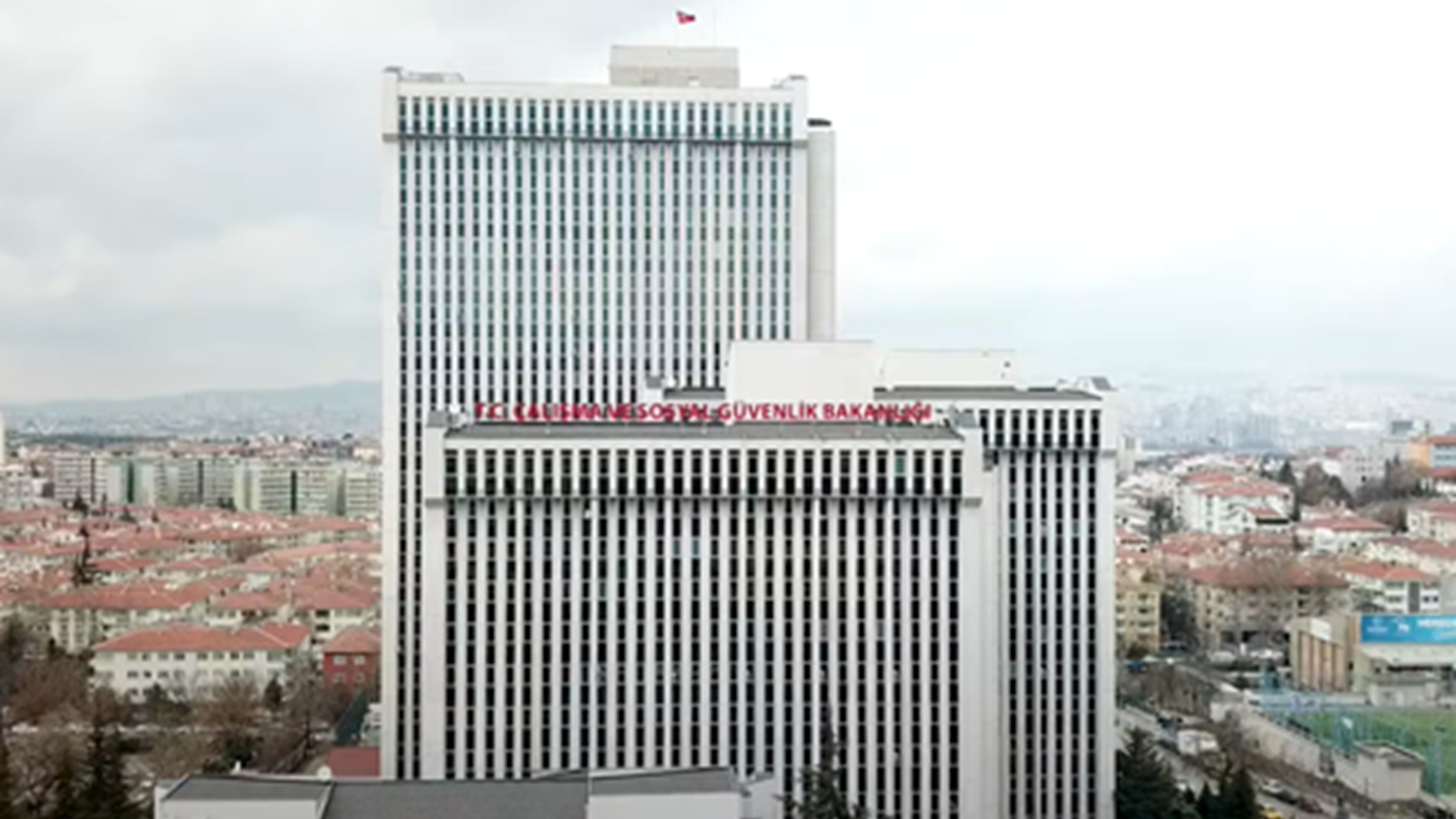 Çalışma ve Sosyal Güvenlik Bakanlığımızın Son Bir Senelik İcraatleri.