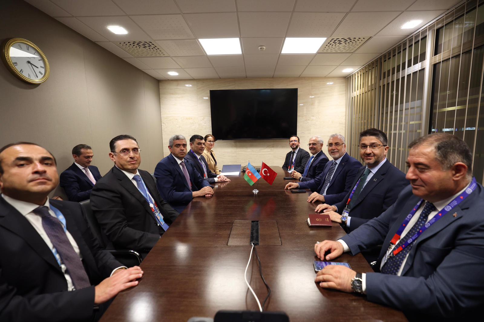 Bakan Işıkhan, 114. Uluslararası Çalışma Konferansı Kapsamında İkili Görüşmelerde Bulundu