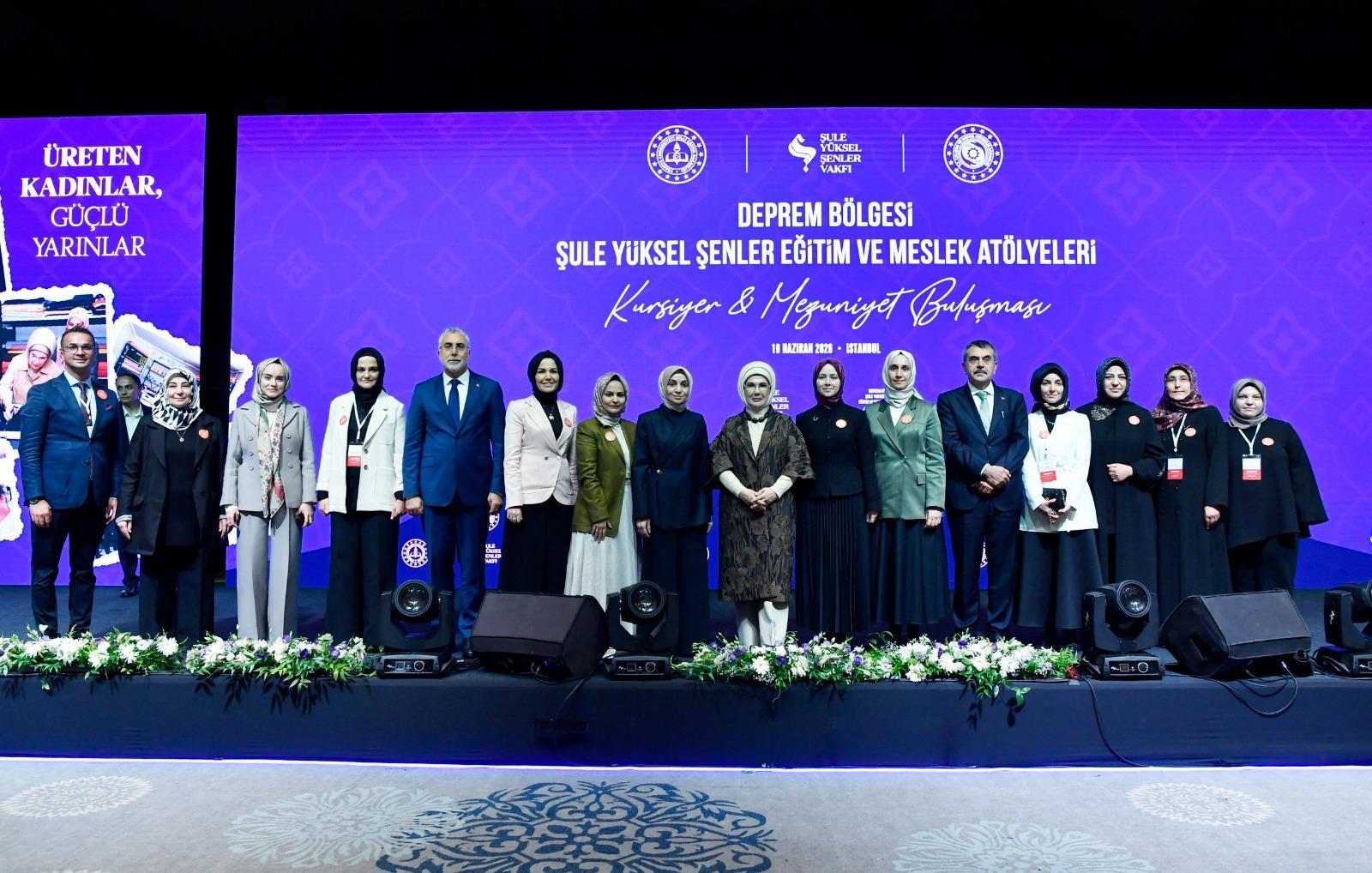 Bakan Işıkhan, Deprem Bölgesi Şule Yüksel Şenler Eğitim ve Meslek Atölyeleri Kursiyer ve Mezuniyet Buluşması Programı’na Katıldı