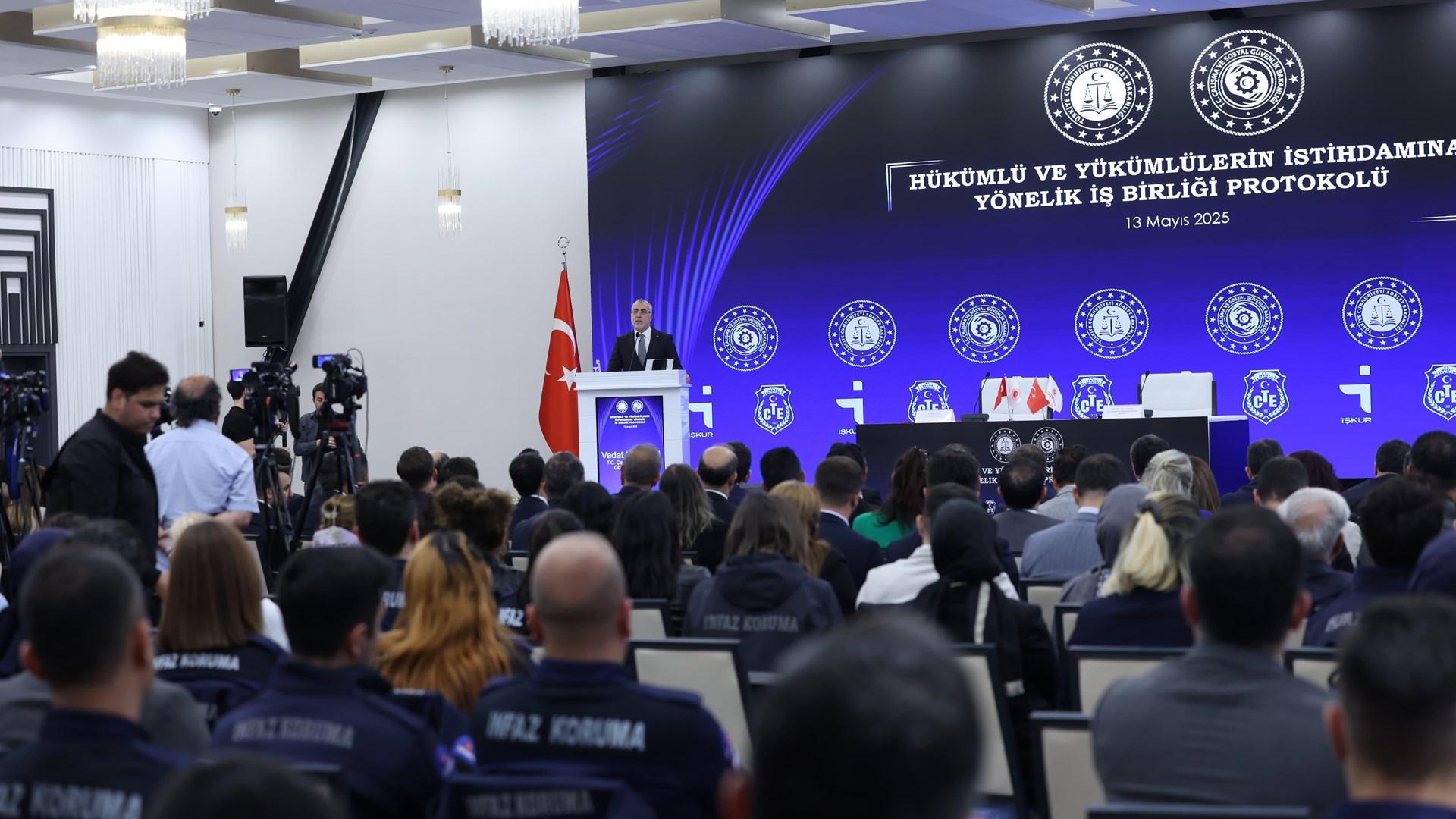 Bakan Işıkhan, ‘Hükümlü ve Yükümlülerin İstihdamına Yönelik İş Birliği Protokolü’ İmza Töreni’ne Katıldı