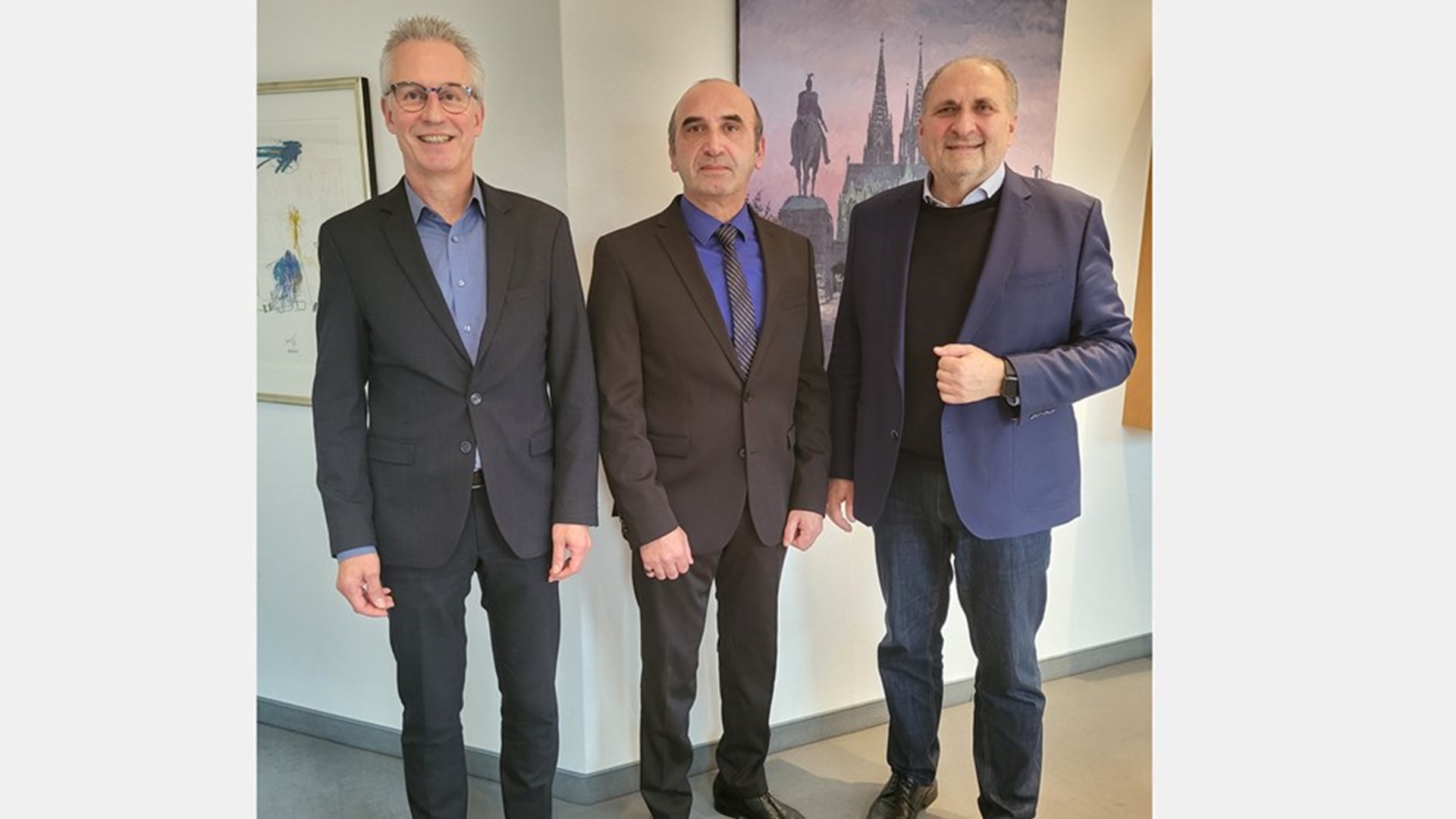 Our Cologne Labour and Social Security Attaché Office visited H. Peter Wollseifer, President of the Cologne Chamber of Craftsmen and Jürgen Fritz, Deputy General Manager.