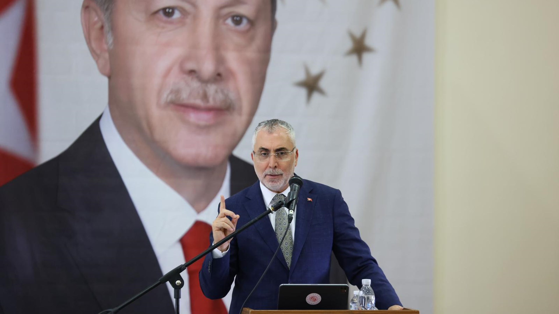 Bakan Işıkhan, Bitlis’te Ziyaretlerde Bulundu