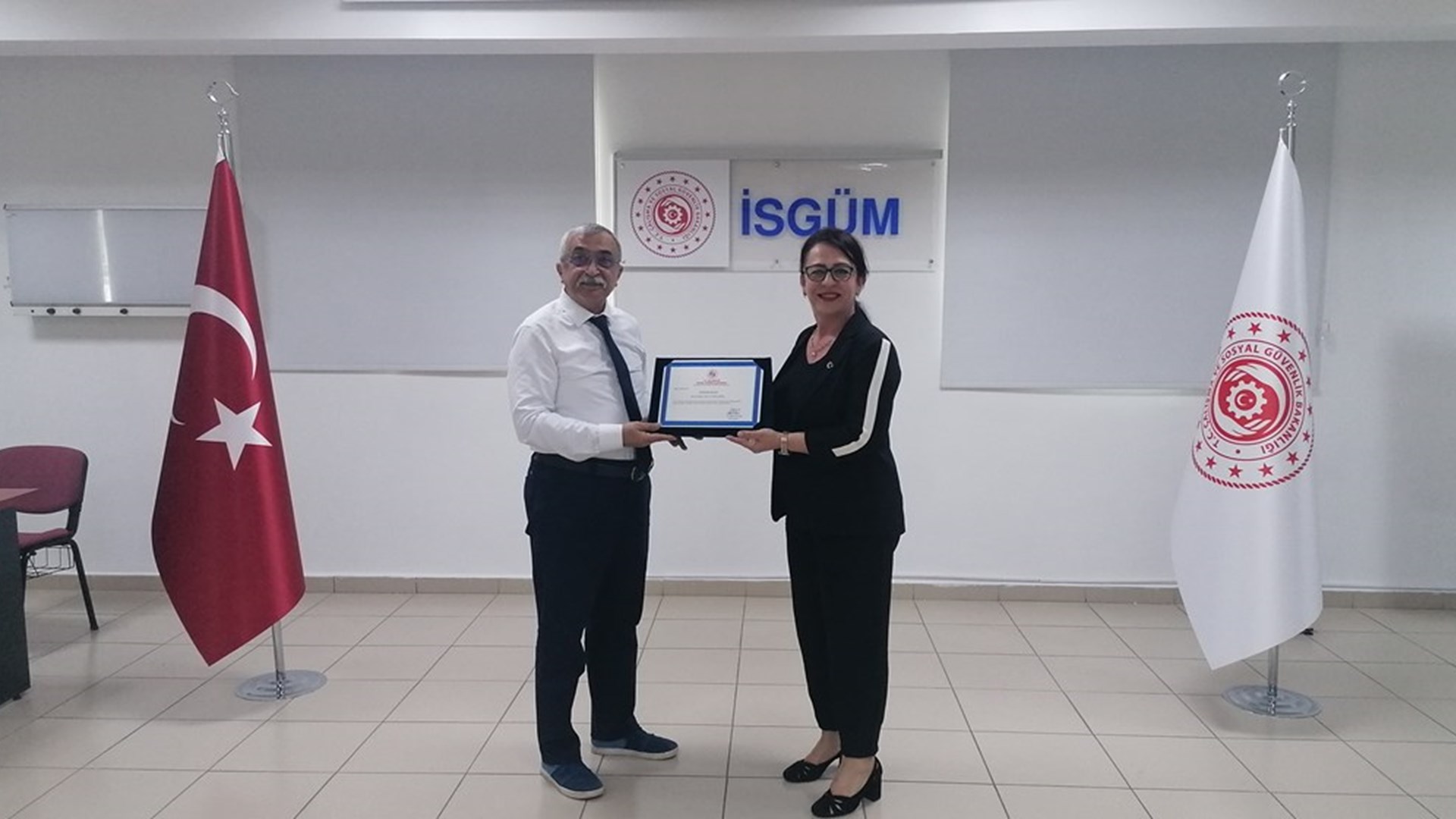 47. ILO Pnömokonyoz Radyografileri Uluslararası Sınıflandırma Okuyucu Eğitimini Tamamladık