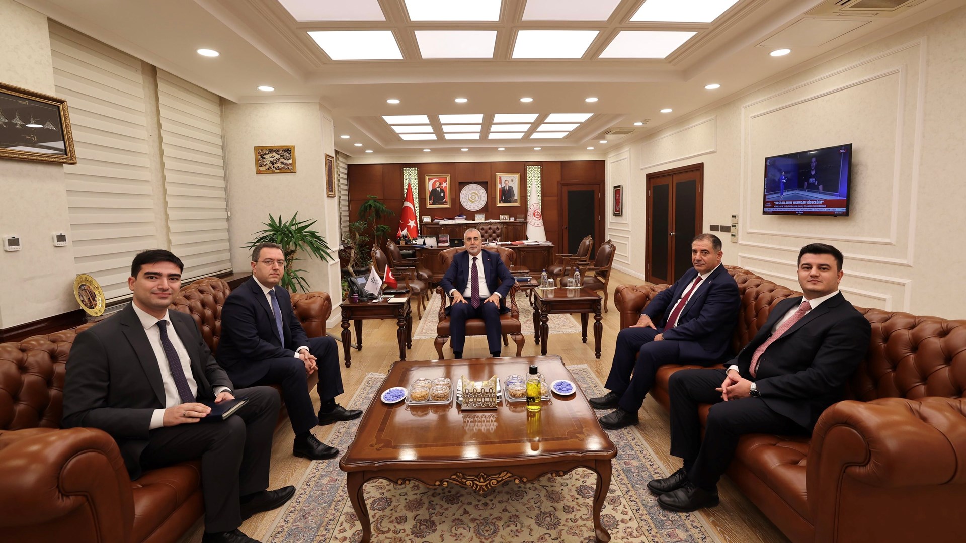 Bakan Işıkhan, Türk Devletlerinde Çalışma Hayatı ve Sosyal Koruma Üst Düzey İstişare Toplantısı Kapsamında İkili Görüşmeler Gerçekleştirdi