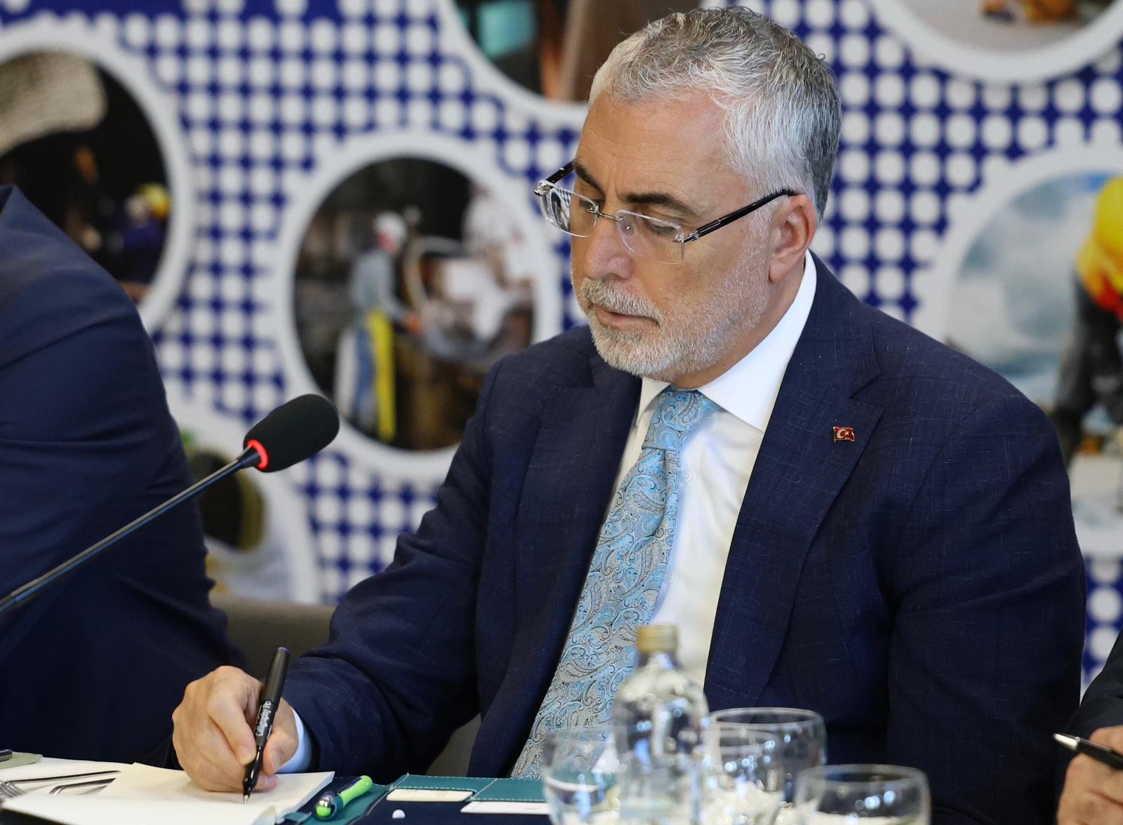 Bakan Işıkhan, Karabük’te Ziyaretlerde Bulundu