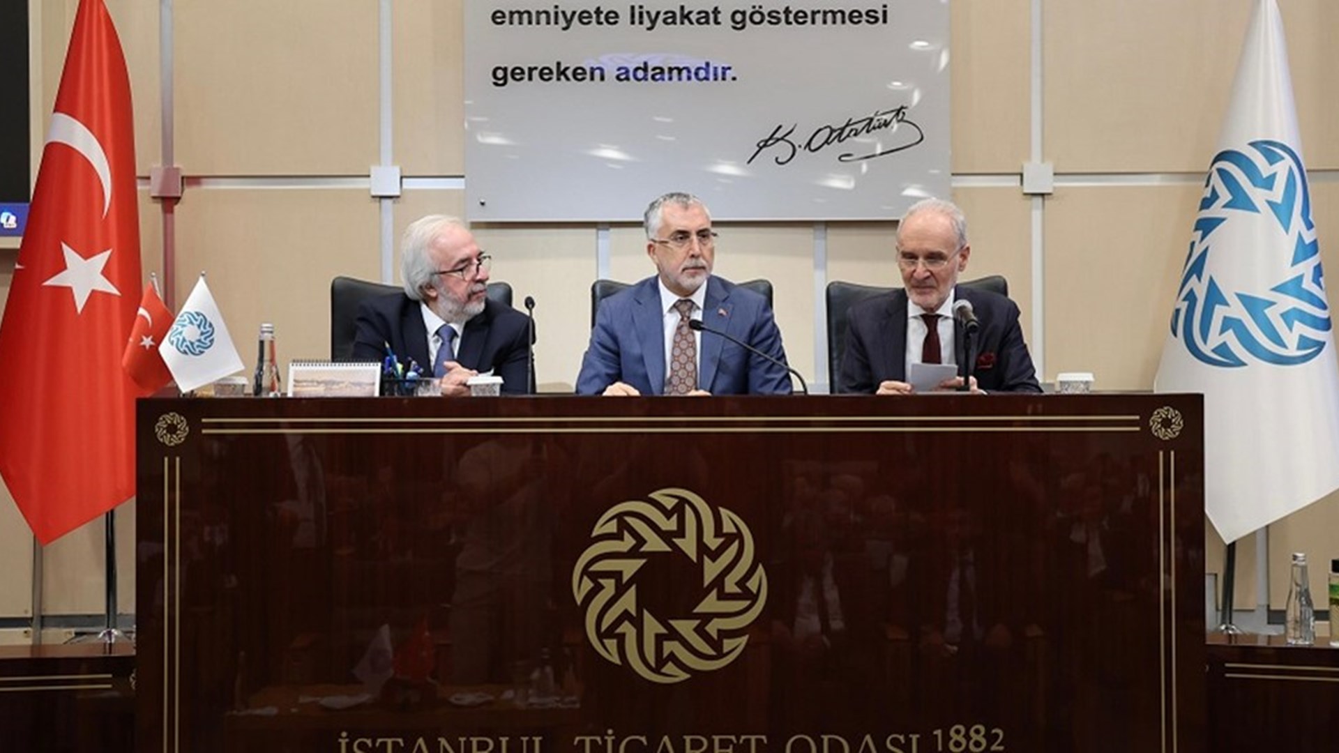Çalışma ve Sosyal Güvenlik Bakanı Prof. Dr. Vedat Işıkhan, İstanbul Ticaret Odası’nın (İTO) Meclis Toplantısı’na iştirak etti.
