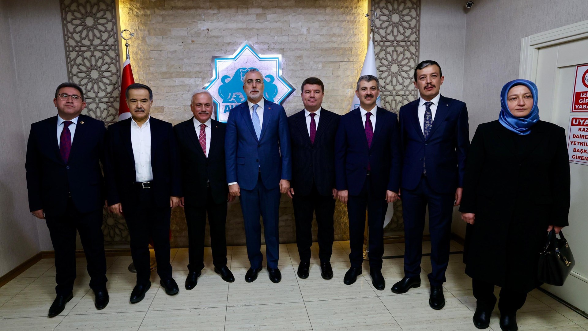 Bakan Işıkhan, Aksaray’da Ziyaretlerde Bulundu