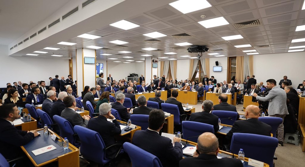 Çalışma ve Sosyal Güvenlik Bakanı Prof. Dr. Vedat Işıkhan, TBMM Plan ve Bütçe Komisyonunda Çalışma ve Sosyal Güvenlik Bakanlığı ile bağlı kuruluşlarının 2025 yılı bütçelerine ilişkin sunum yaptı.