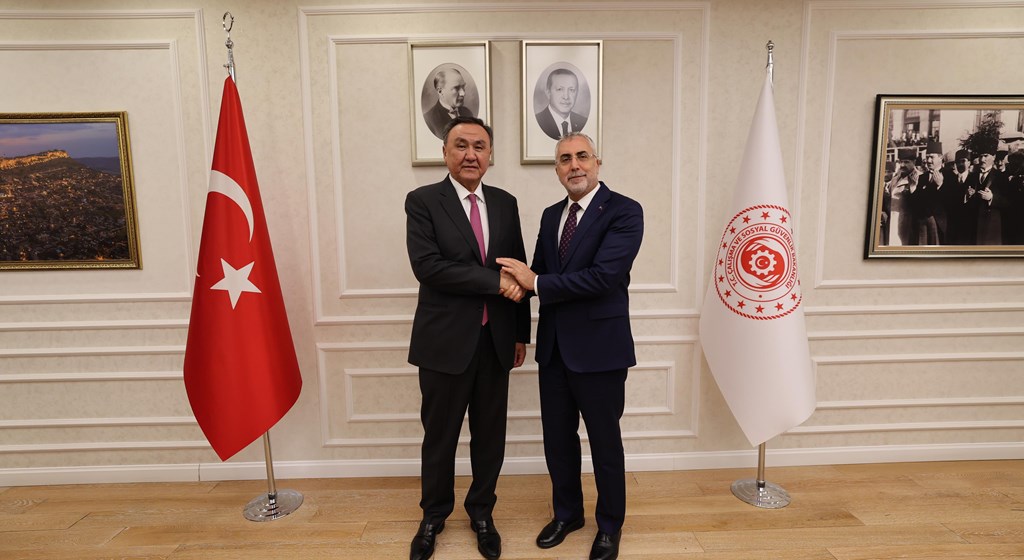 Within the framework of the ‘International Conference on Labour Life and Social Protection in Turkic States’ to be organised by the Ministry of Labour and Social Security, a High Level Consultation Meeting on Labour Life and Social Protection in Turkic States was held under the chairmanship of Minister of Labour and Social Security Prof. Dr. Vedat Işıkhan.