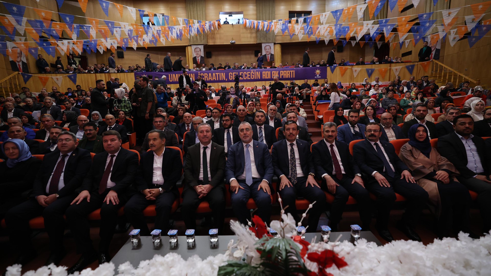 Bakan Işıkhan, Aksaray’da Ziyaretlerde Bulundu