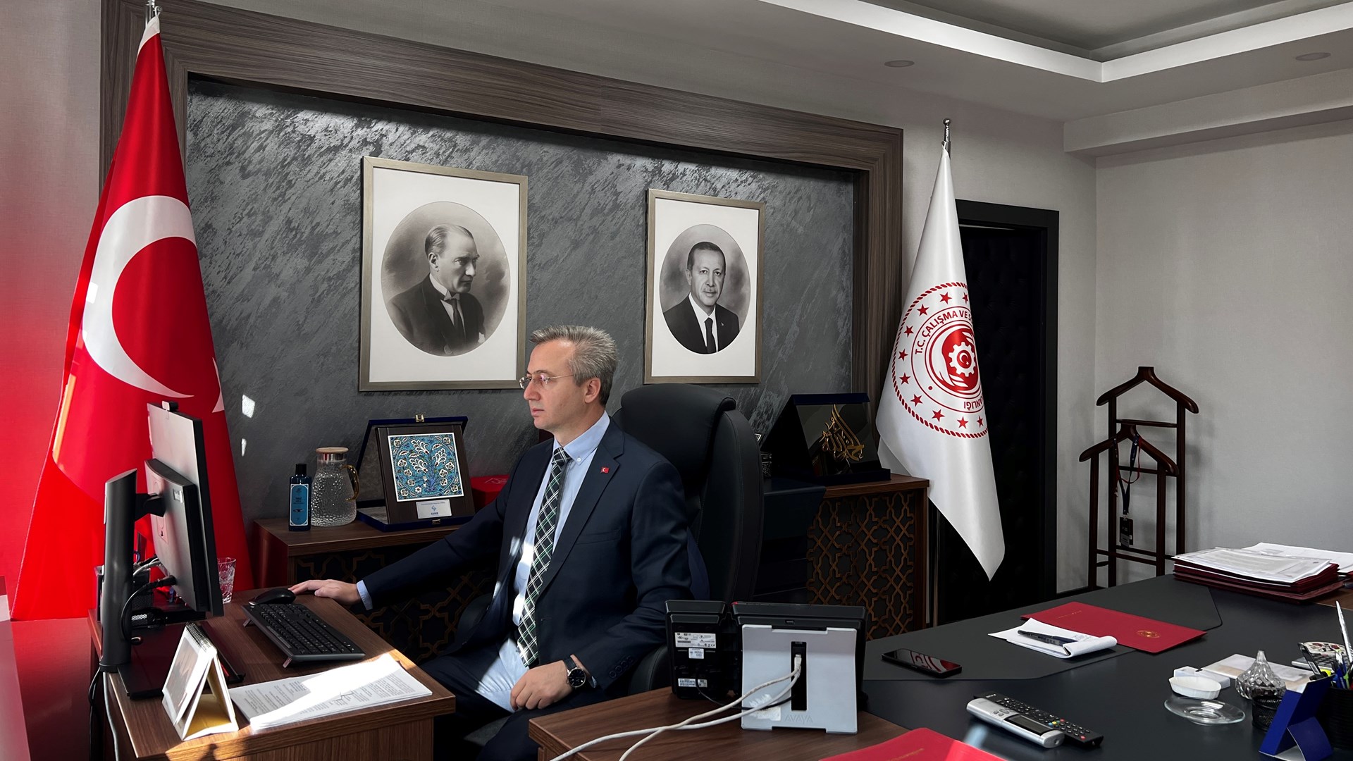 IPA III kapsamında yürütülen İş Teftiş ve Rehberlik Projesi çerçevesinde “Sektörler Arası Diyalog: Çalışma Mevzuatına Sürdürülebilir Uyum” toplantısı, 3 Ekim 2025 tarihinde İstanbul’da gerçekleştirildi.