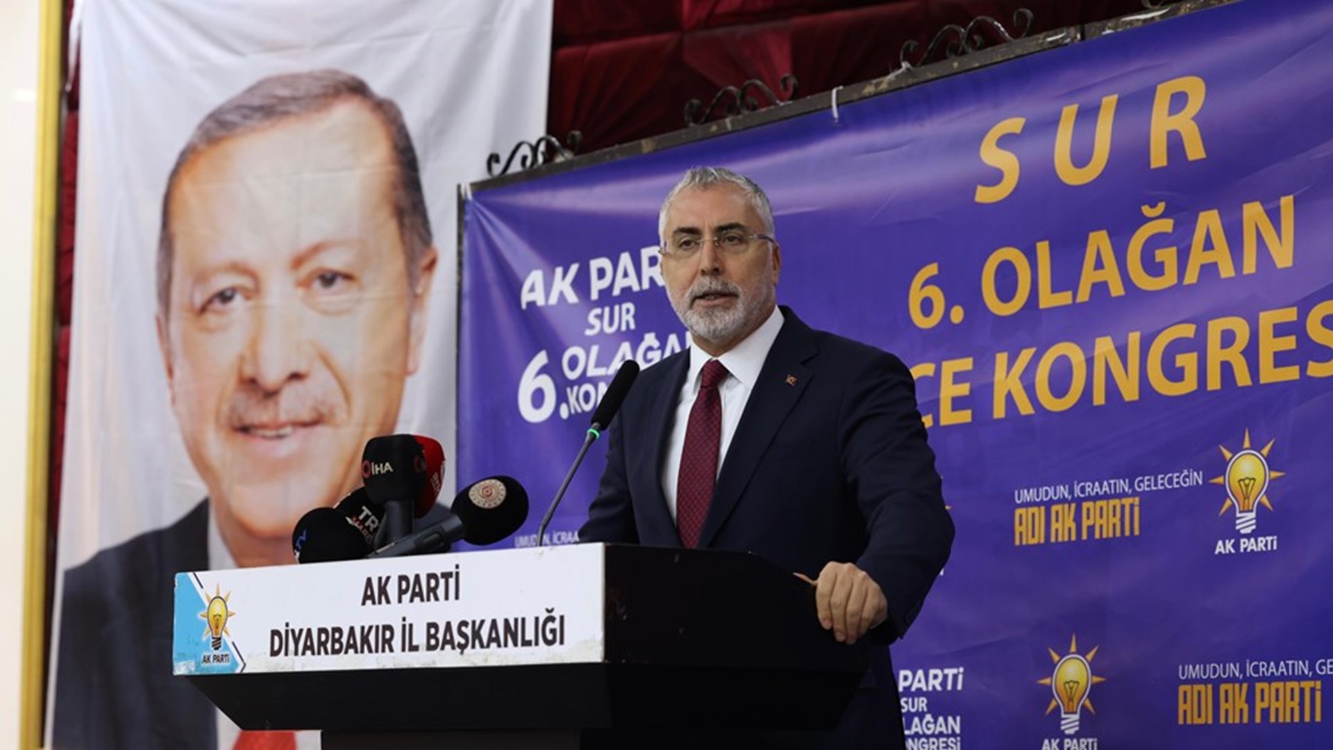 Bakan Işıkhan, Diyarbakır’da Ziyaretlerde Bulundu