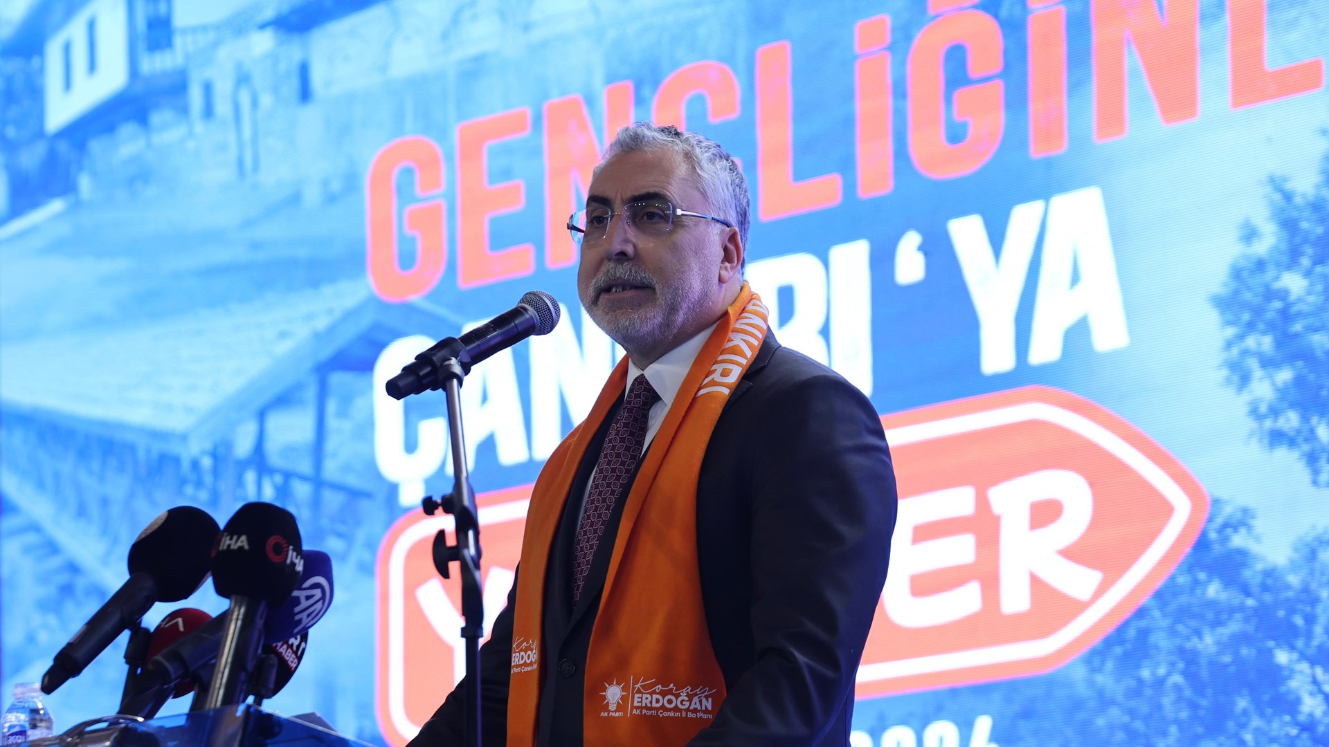 Bakan Işıkhan, Çankırı’da Ziyaretlerde Bulundu